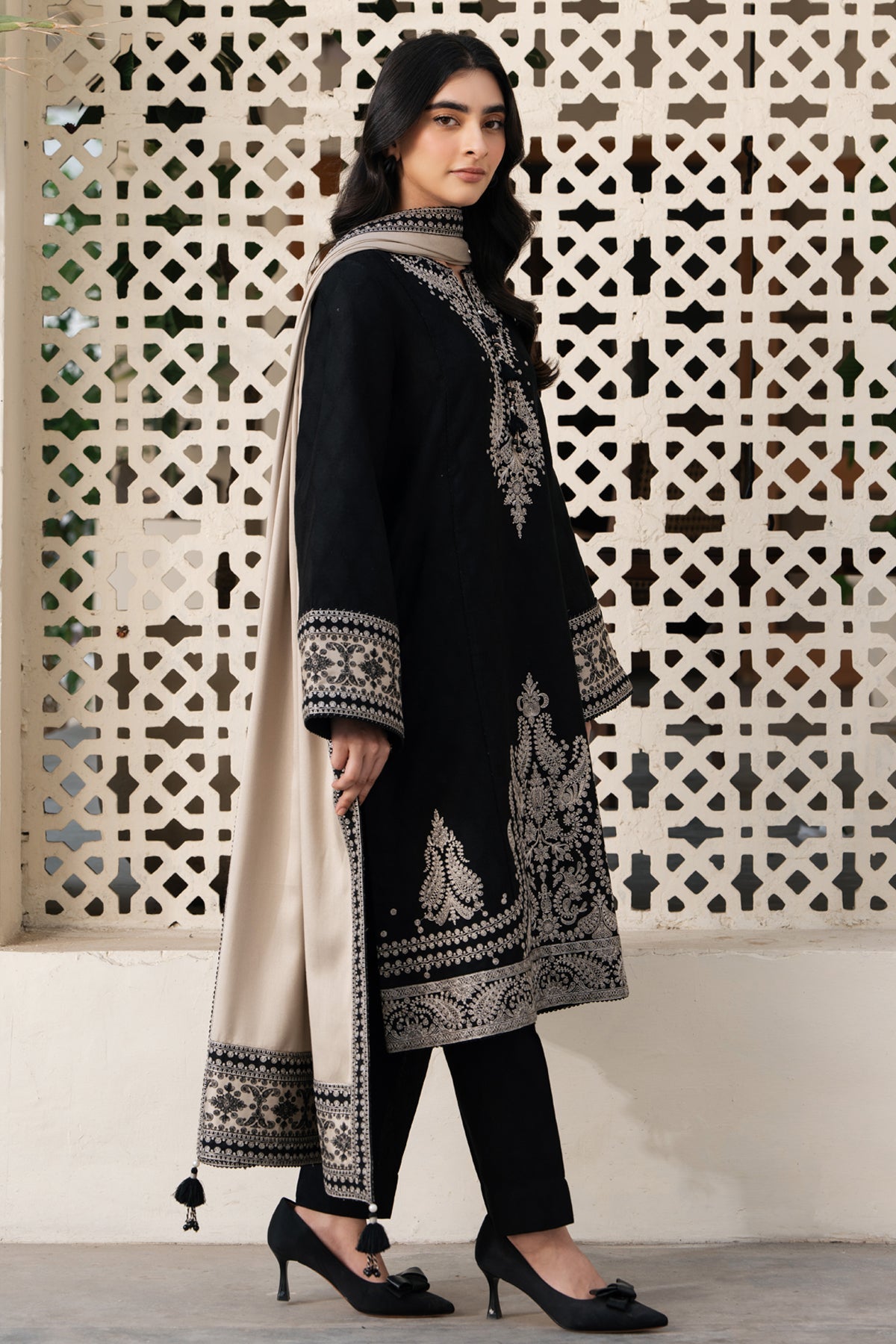 EMBROIDERED PREMIUM VISCOSE UW-0129