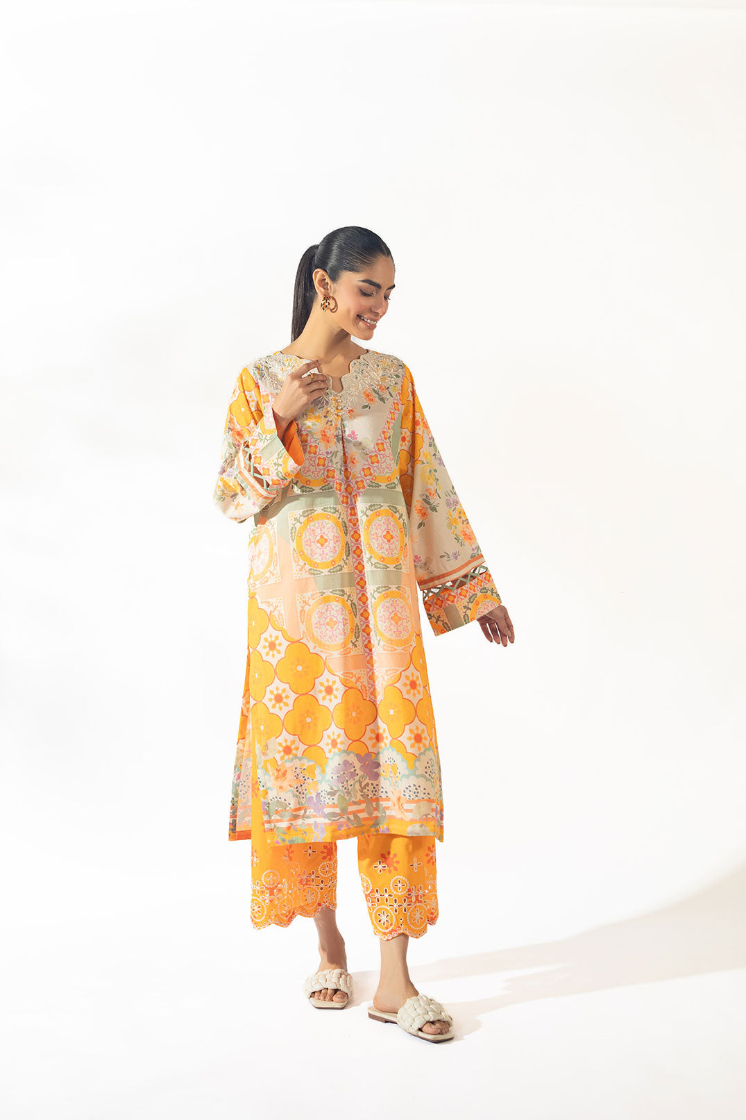 SS24DC-2330 ORANGE LAWN 2PCS PRINTED KURTA WITH TROUSER