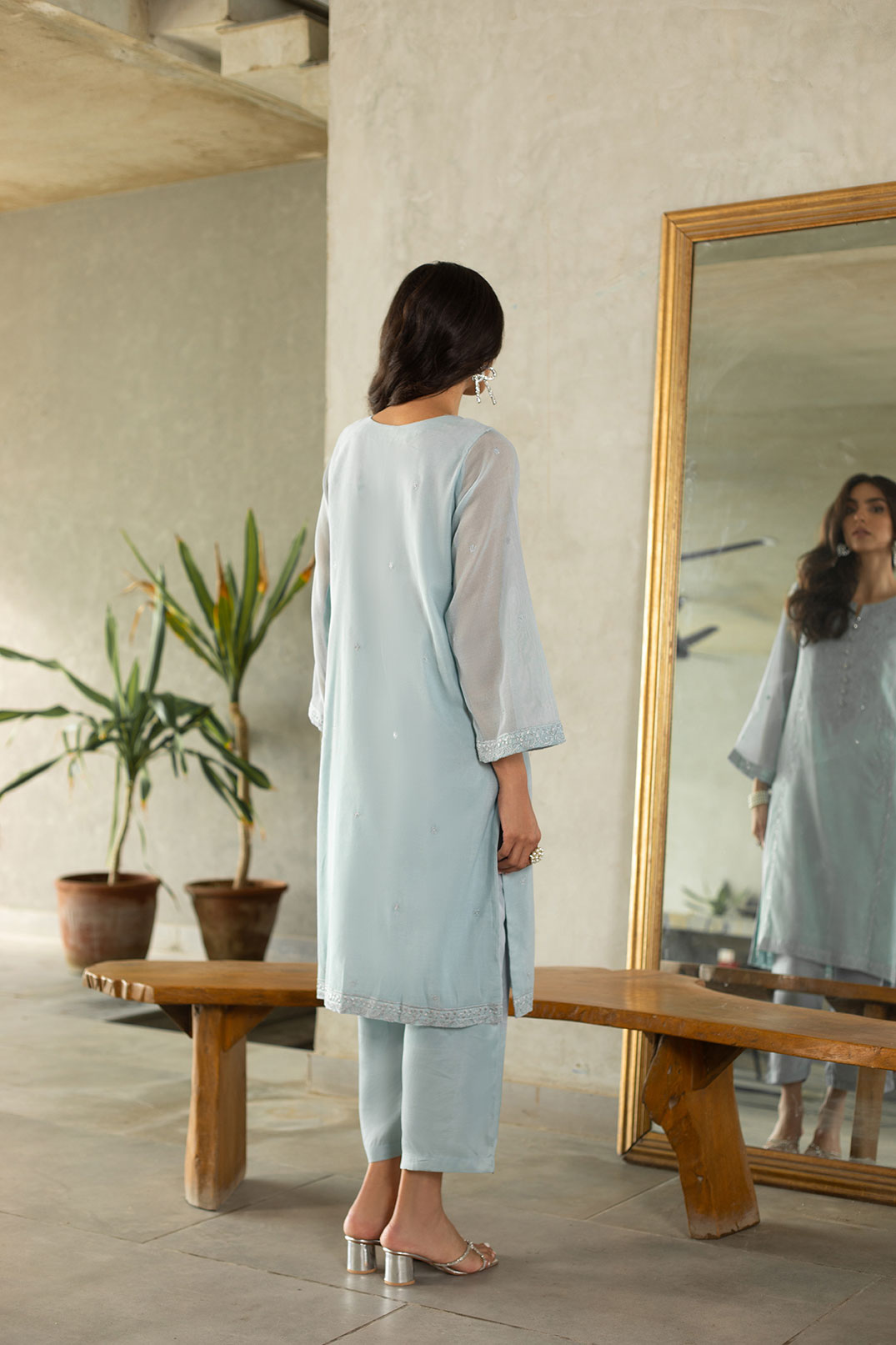 DA-2222 LIGHT-GREY EMBROIDERED KURTA