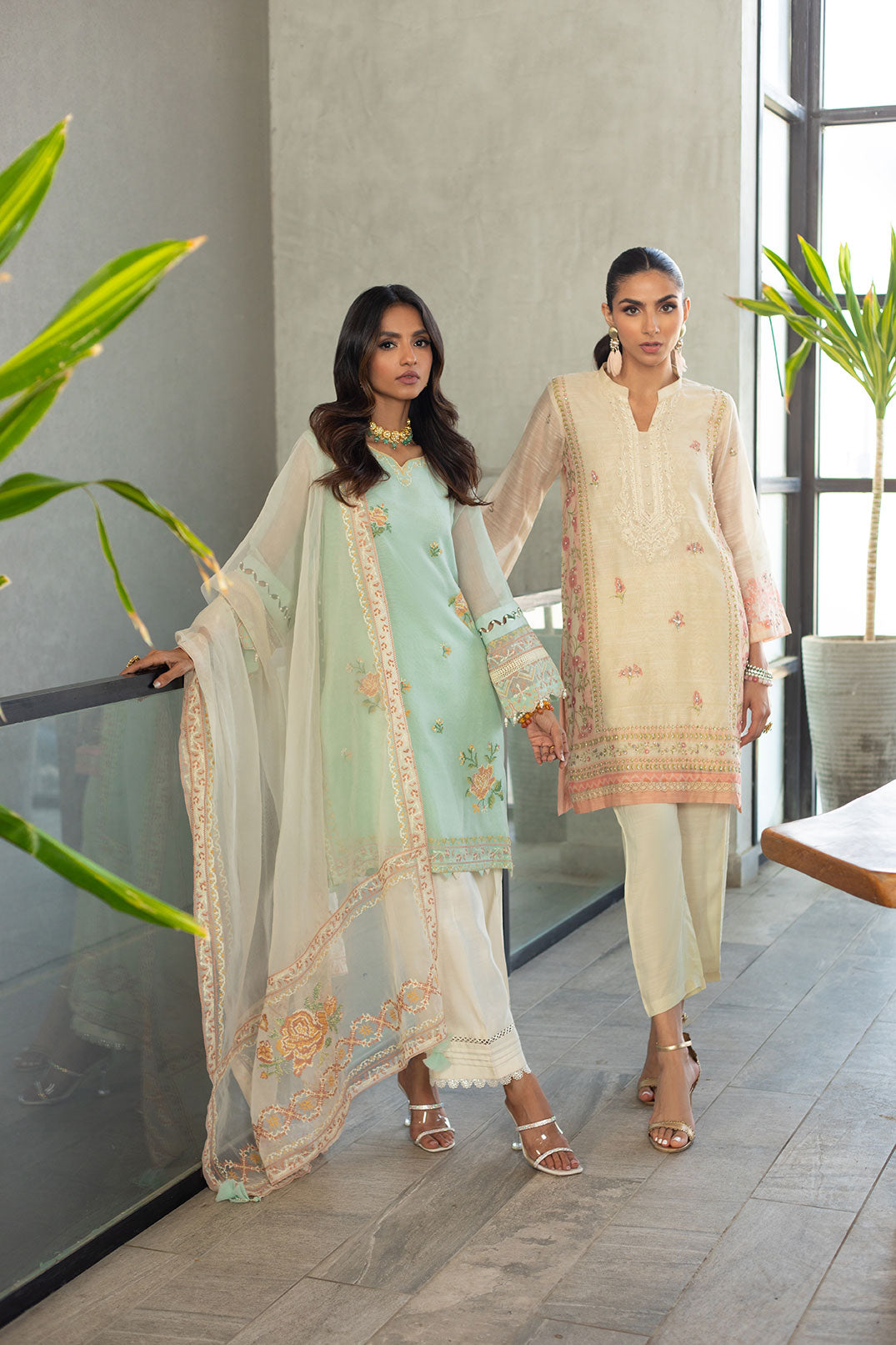 SS24DD-1130 OFF-WHITE DUPATTA
