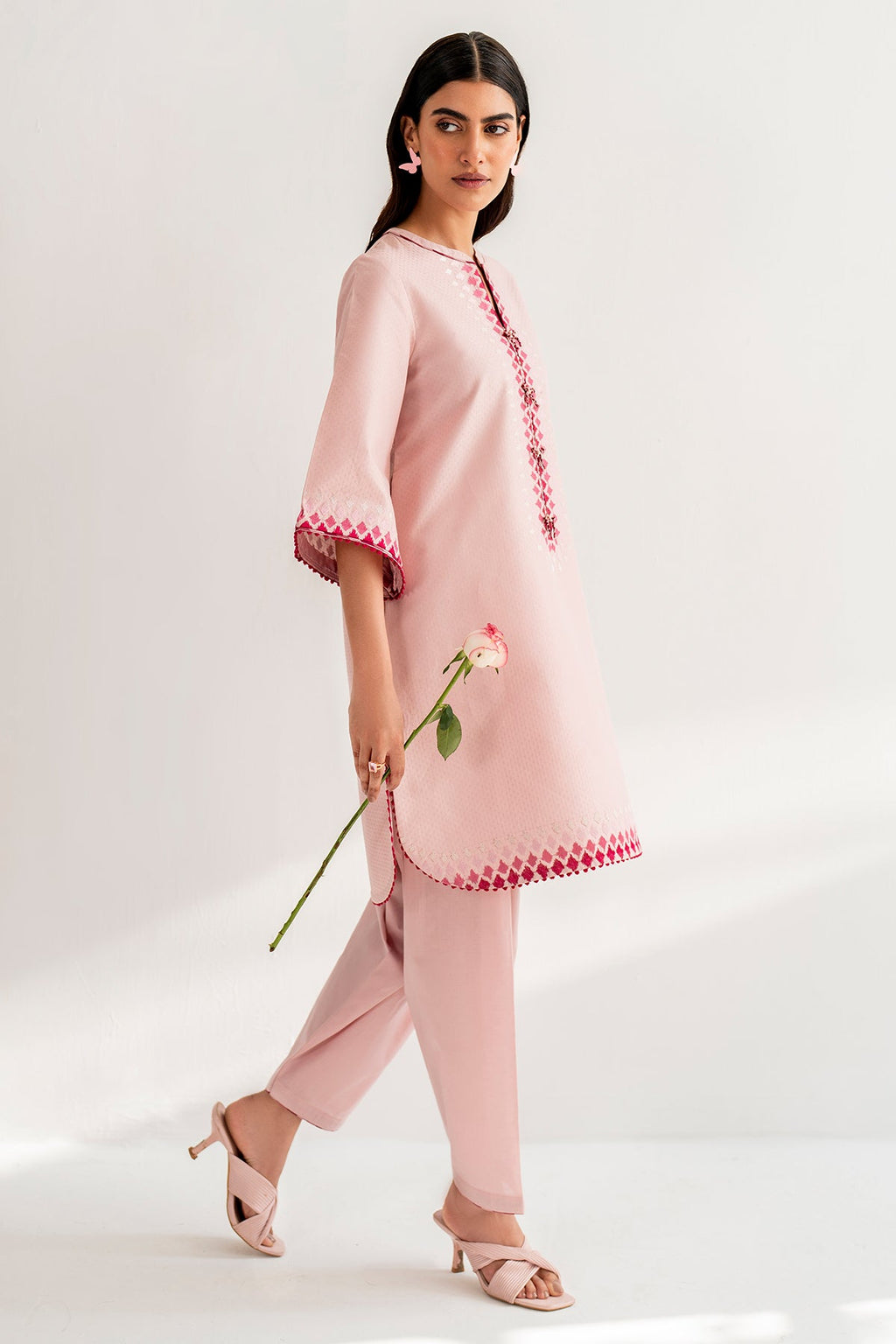 Embroidered Dobby Lawn USE-9268