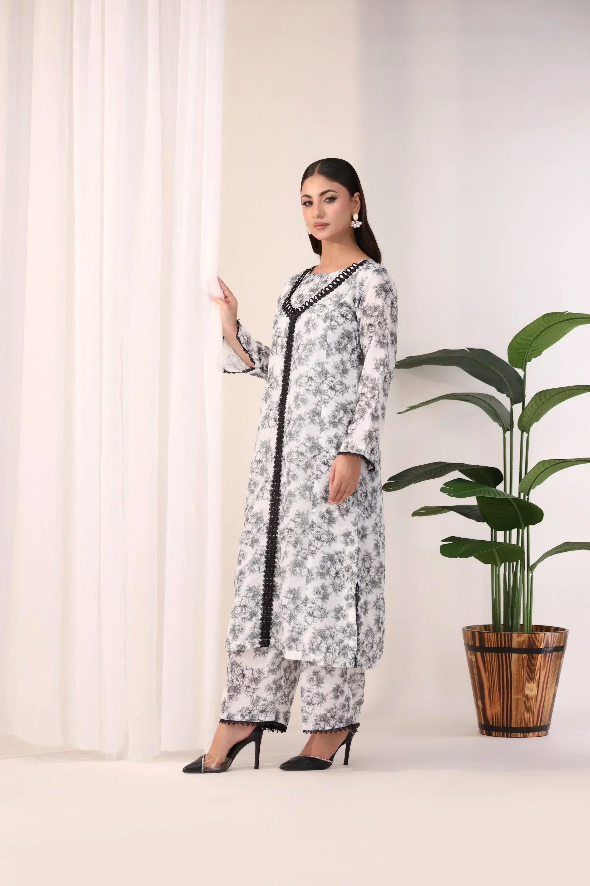 AR-3347-Charcoal