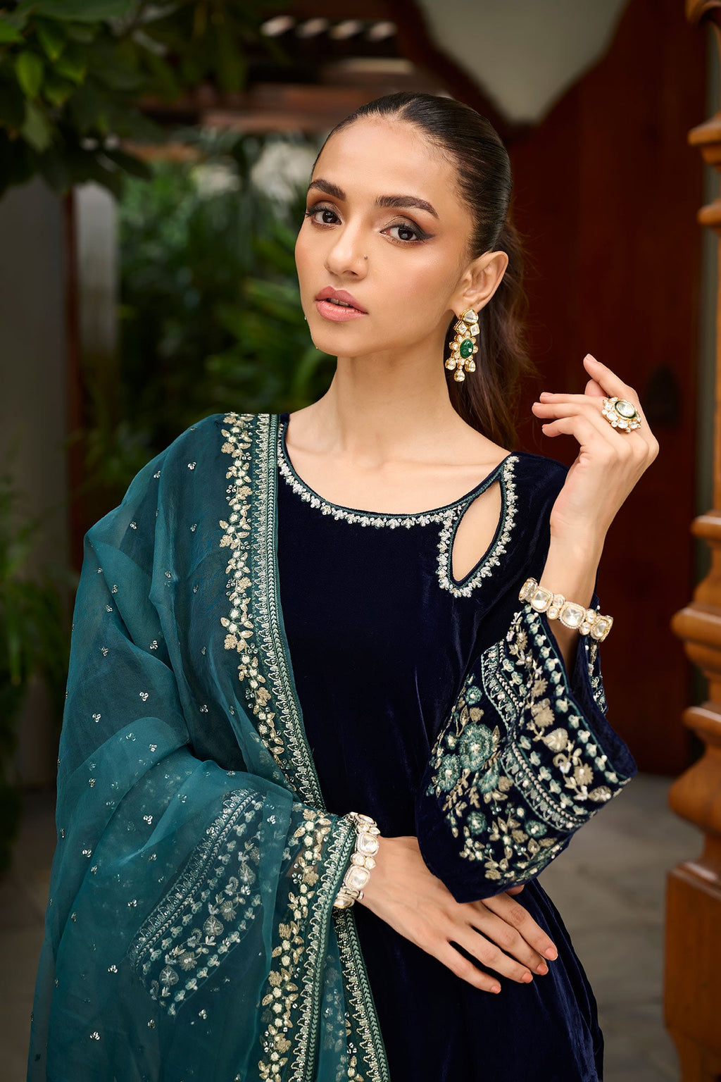 DA-2275 NAVY BLUE EMBROIDERED KURTA WITH DUPATTA