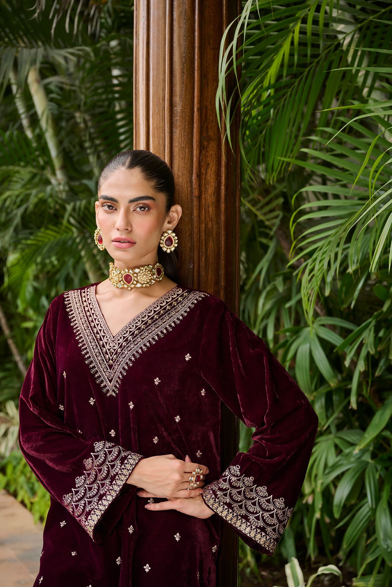 DA-2231 MAROON EMBROIDERED KURTA