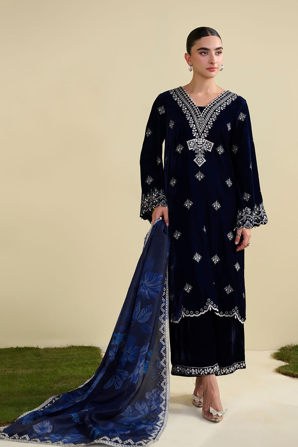 FW25DD-2817  BLUE PRINTED DUPATTA