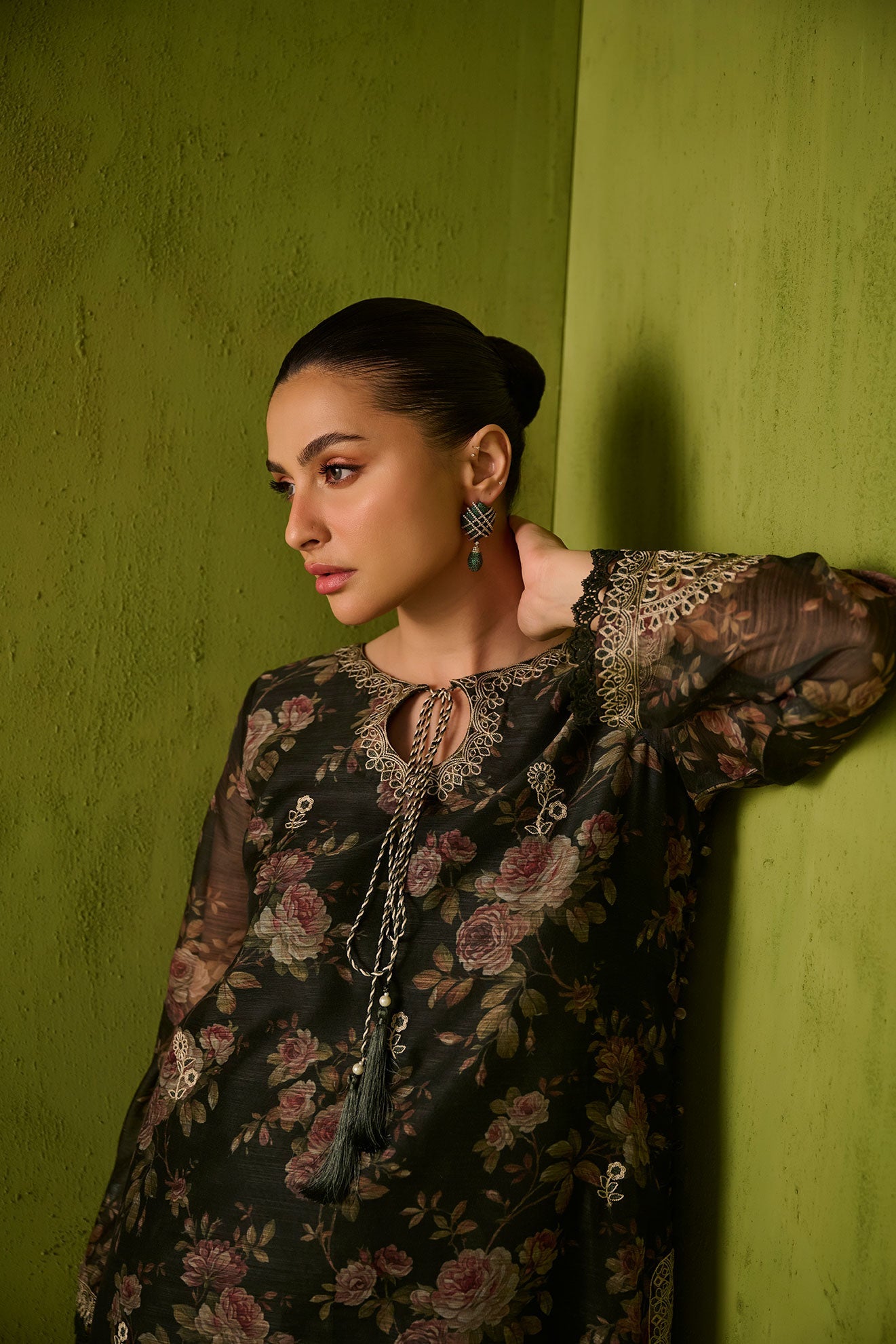 SS24DA-2474   DARK GREEN  2PCS  EMBROIDERED KURTA WITH TROUSER