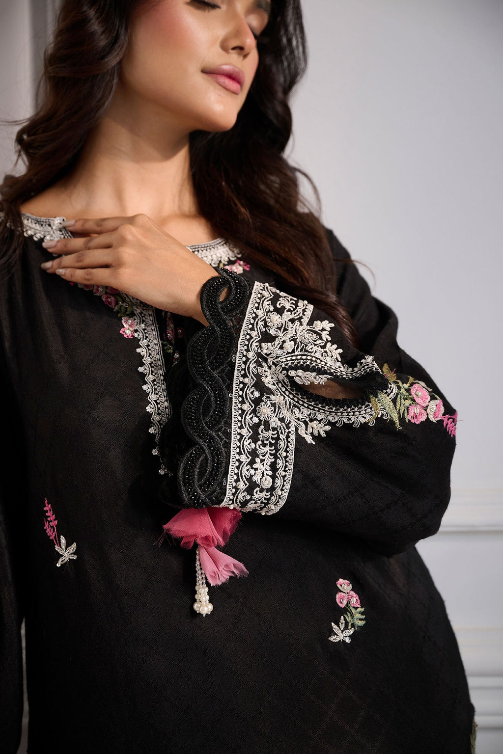 SS24DA-2377 BLACK 2PCS  EMBROIDERED KURTA WITH TROUSER