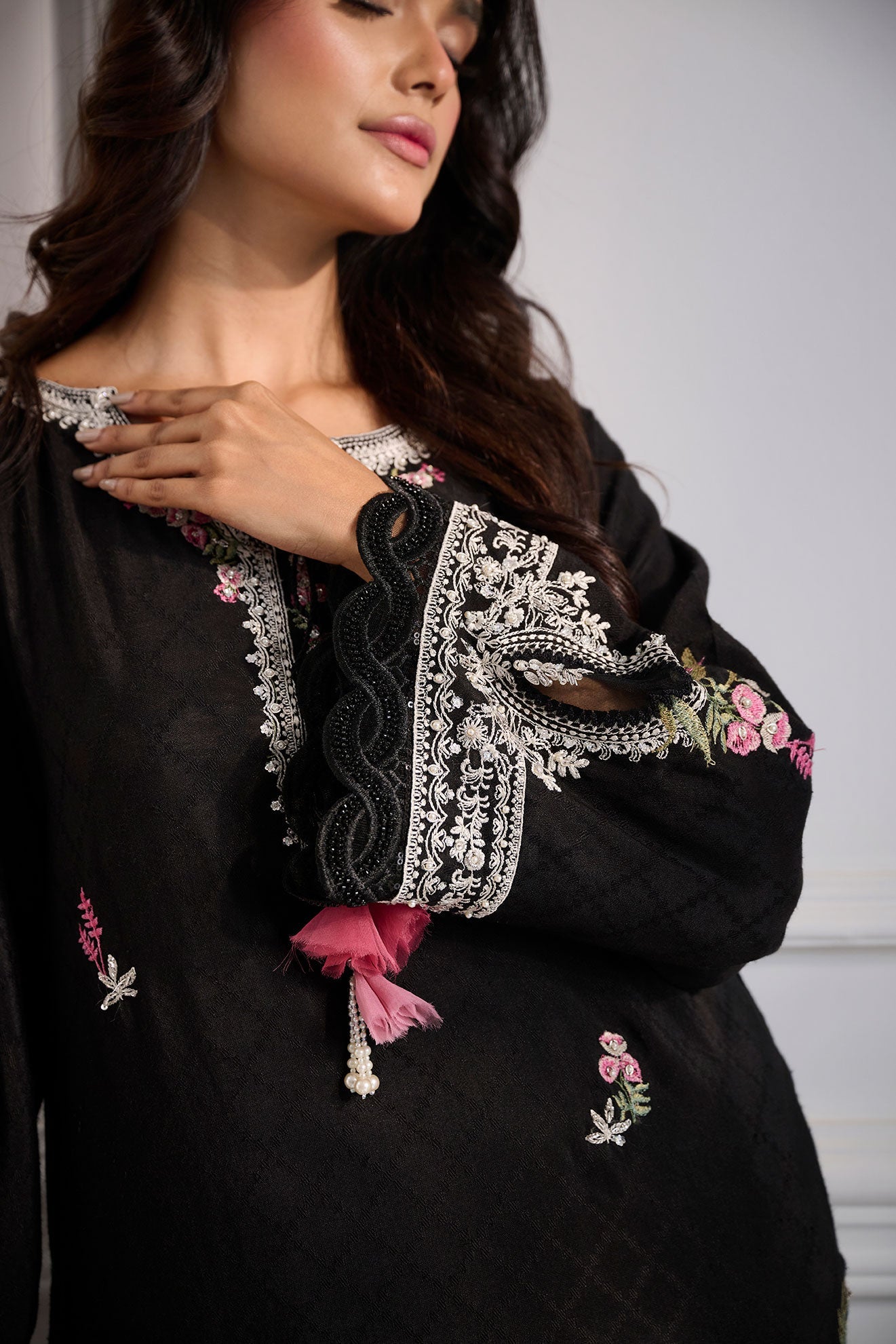 SS24DA-2377 BLACK 2PCS  EMBROIDERED KURTA WITH TROUSER