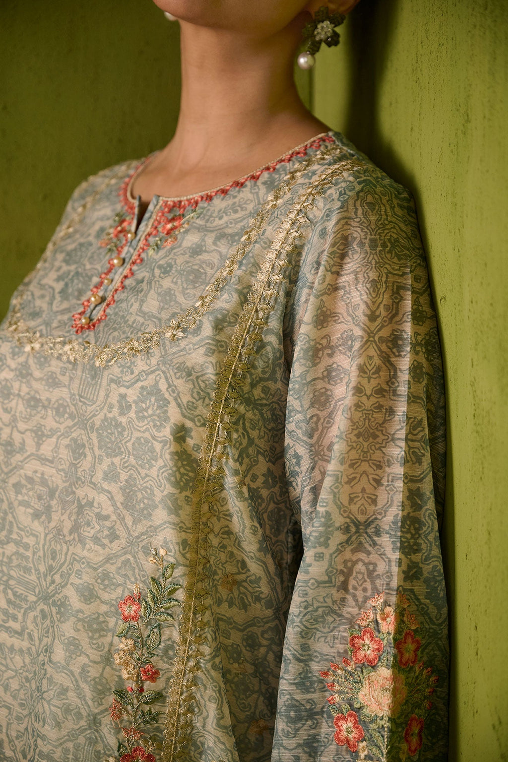 SS24DA-2470   GREEN  2PCS  EMBROIDERED KURTA WITH TROUSER