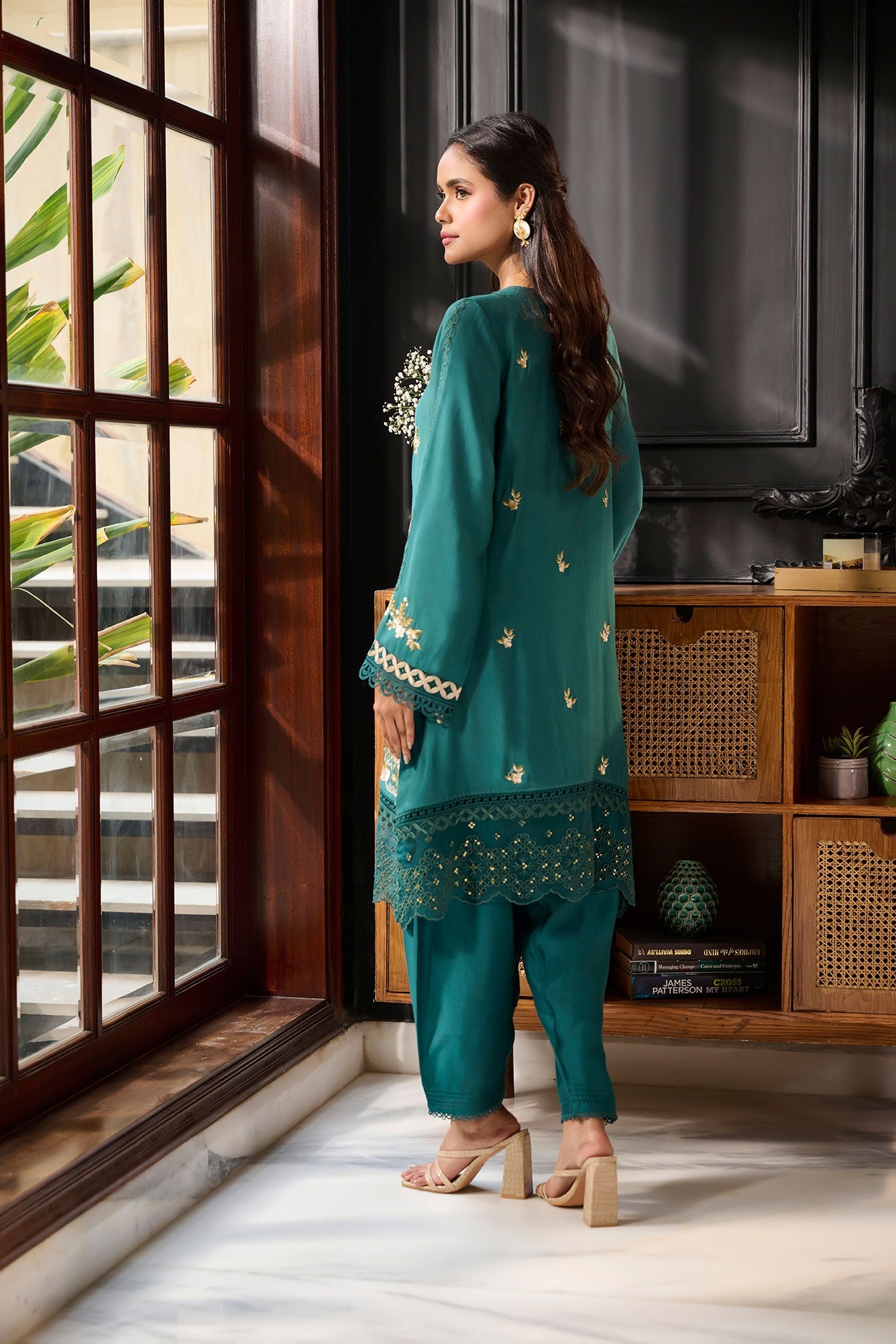 SS24DA-2384 DARK GREEN 2PCS  EMBROIDERED KURTA WITH TROUSER
