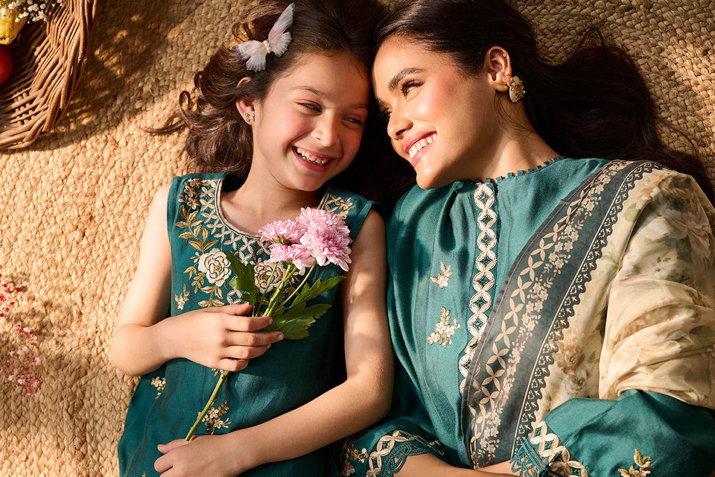 SS24DA-2384 DARK GREEN 2PCS  EMBROIDERED KURTA WITH TROUSER