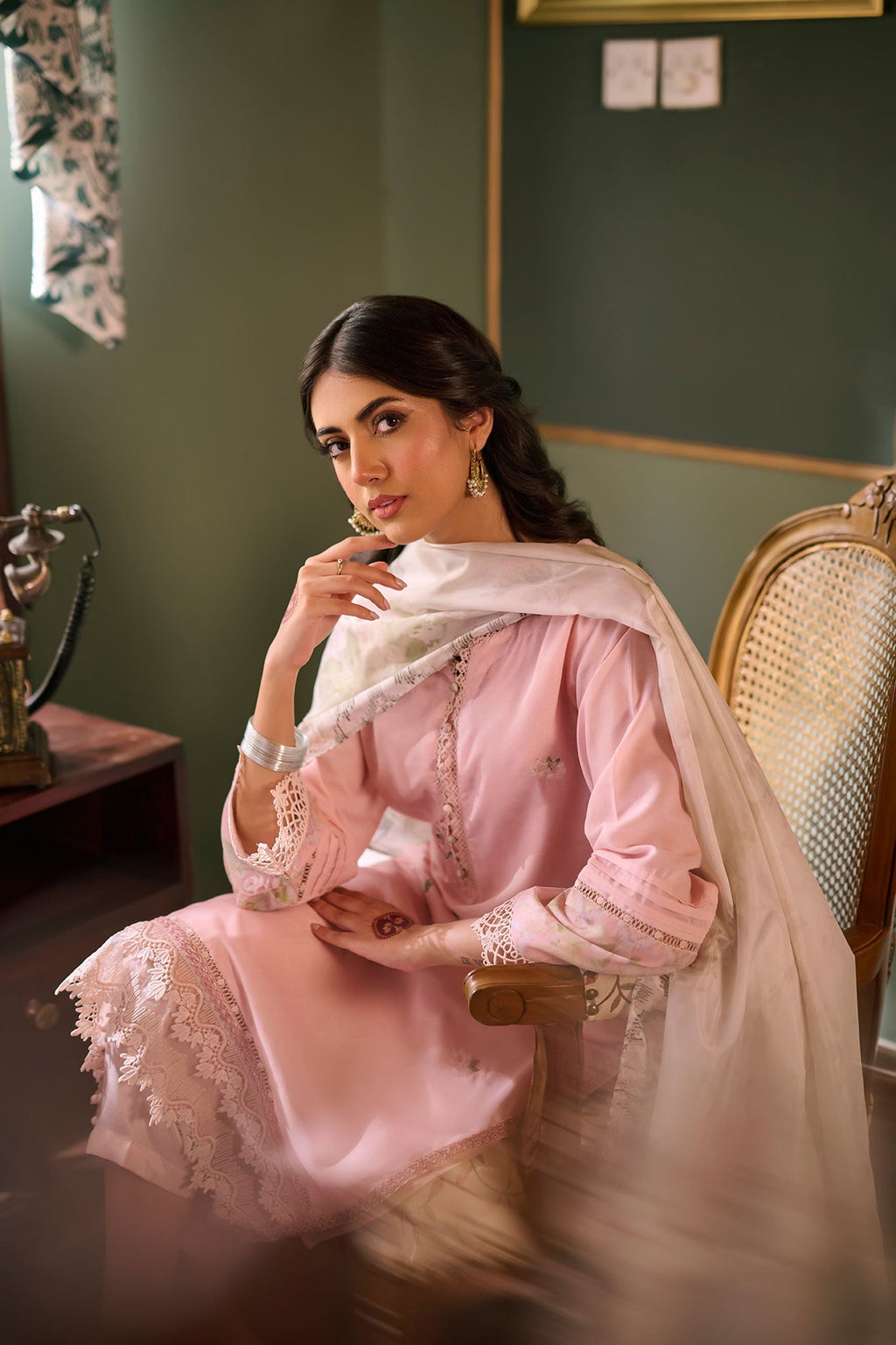 SS24DD-1174 GREEn DUPATTA