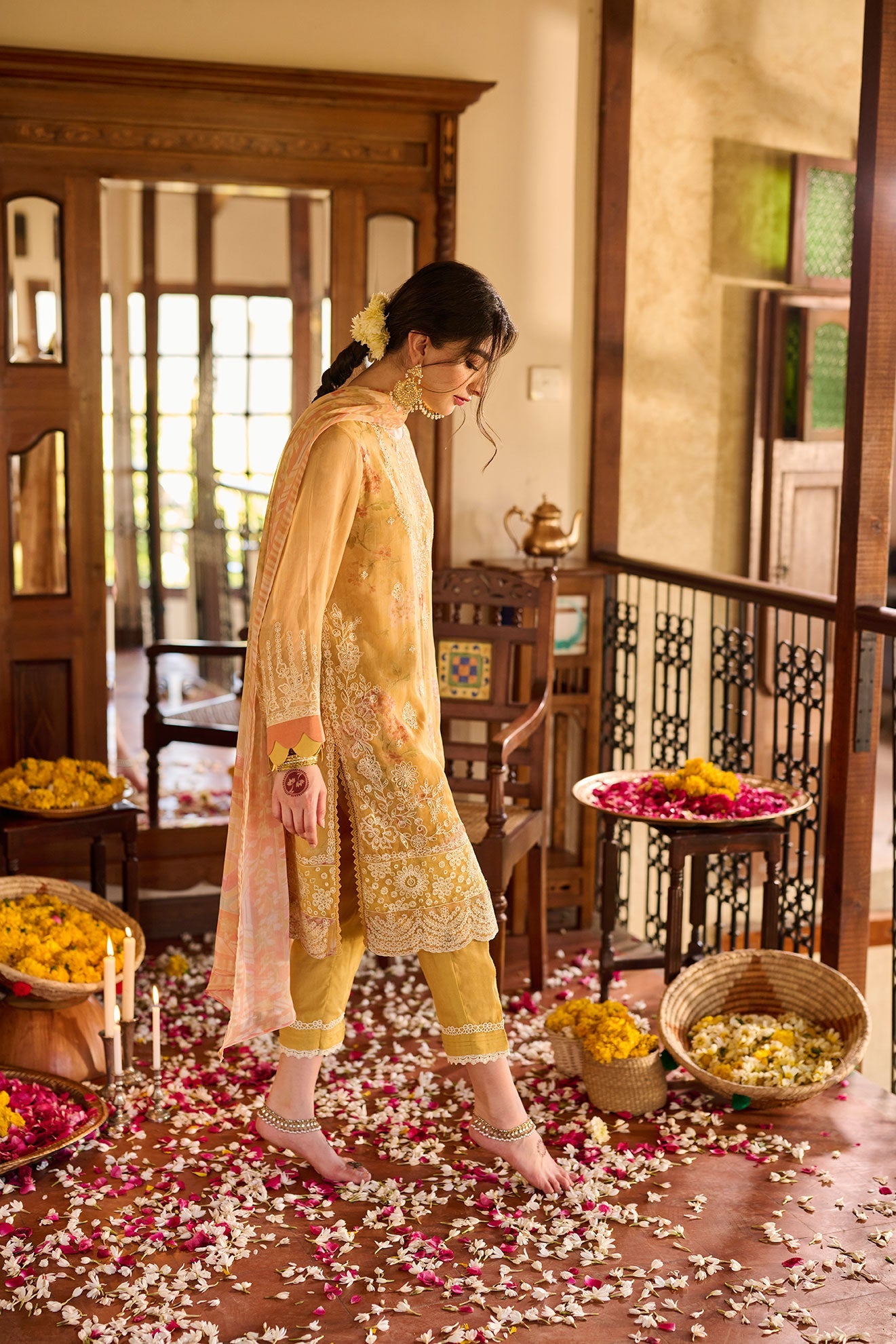 SS24DD-1139 YELLOW DUPATTA