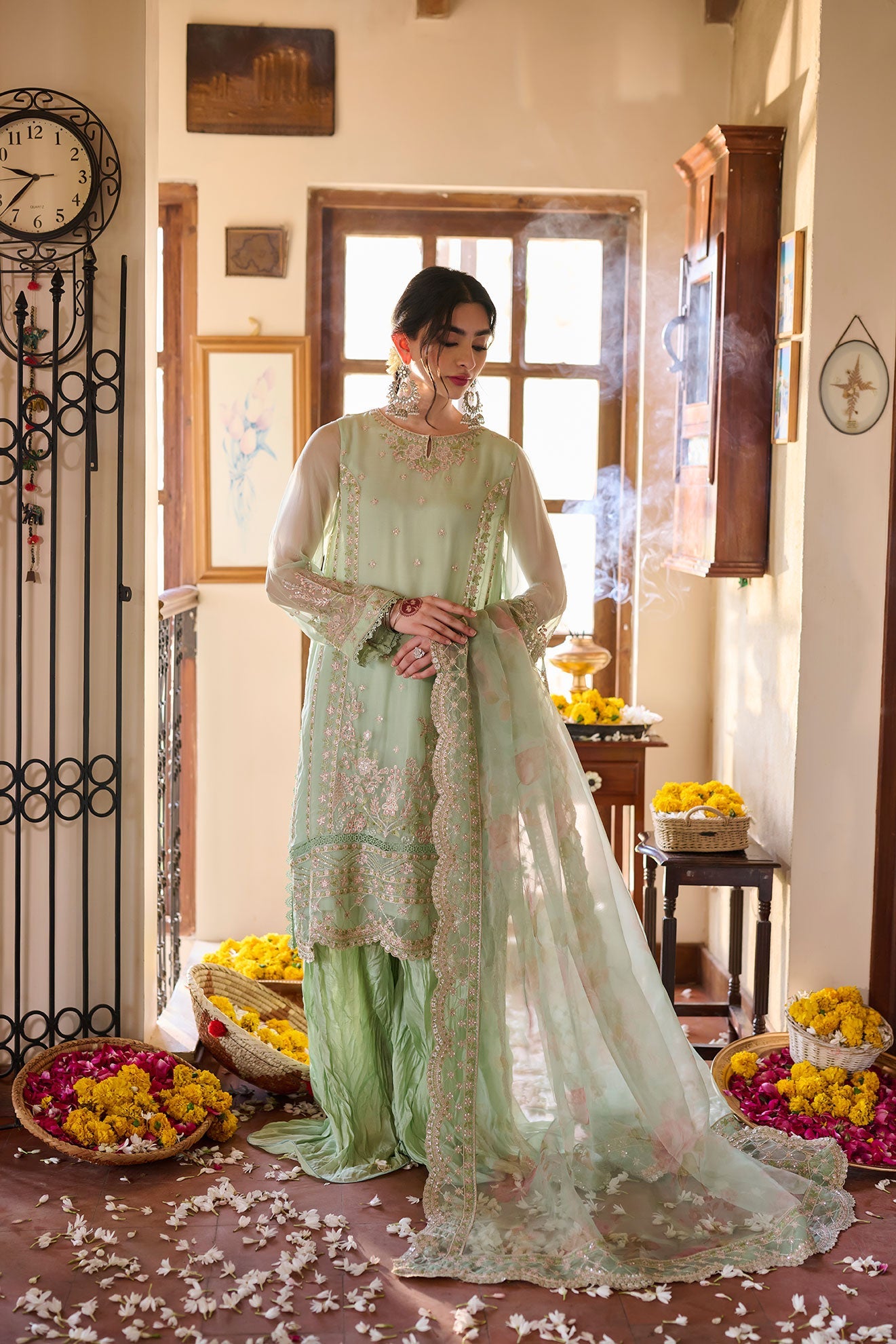 SS24DA-2362   LIGHT GREEN  2PCS  EMBROIDERED KURTA WITH TROUSER