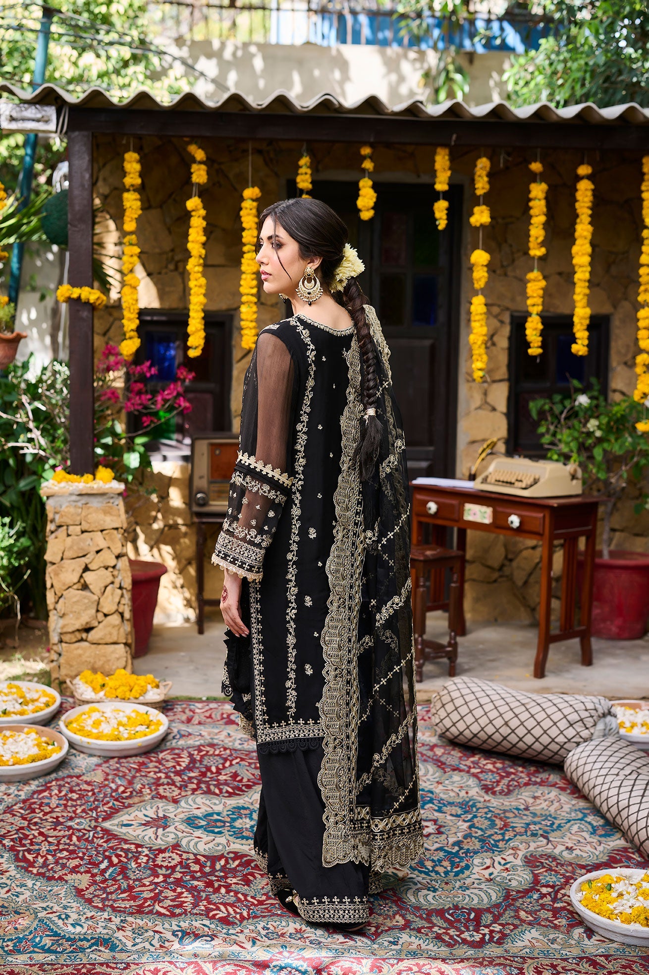 SS24DA-2270   BLACK  2PCS  EMBROIDERED KURTA WITH TROUSER