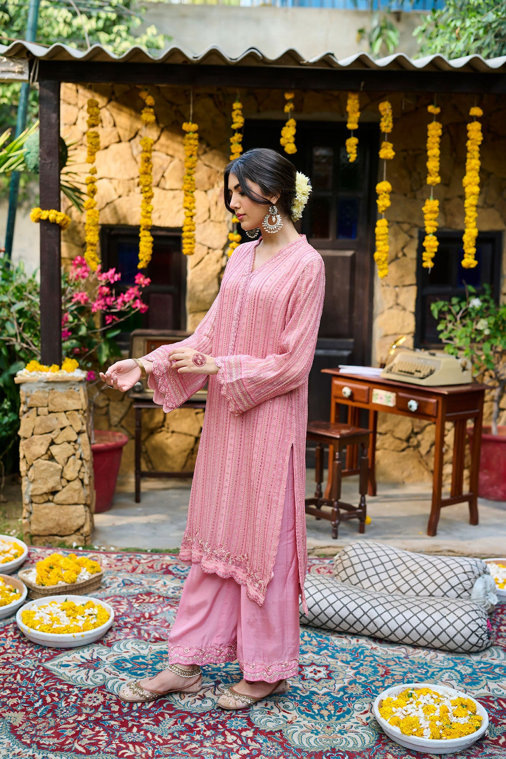 SS24DA-2364   PINK  2PCS  EMBROIDERED KURTA WITH TROUSER