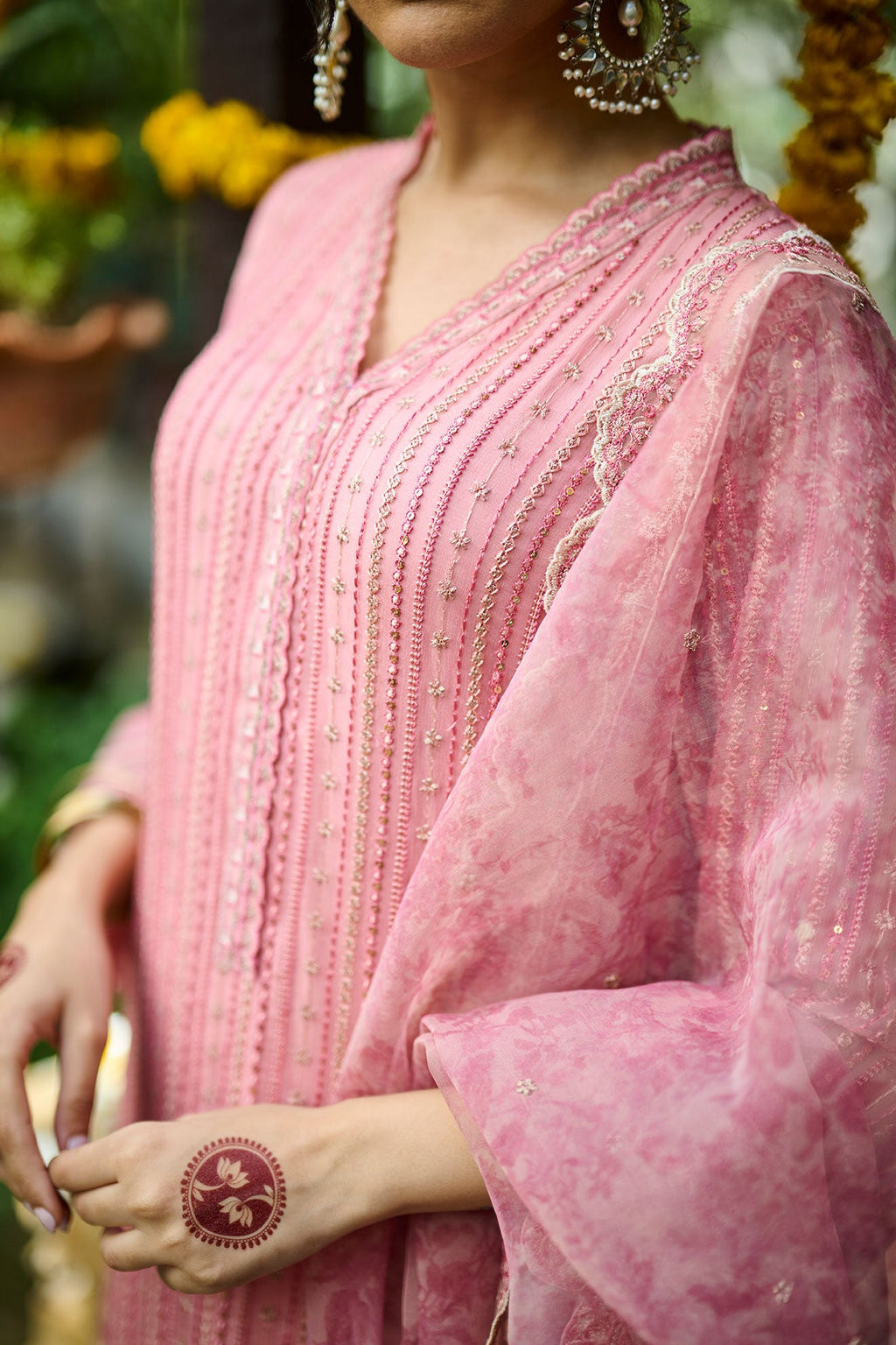SS24DA-2364   PINK  2PCS  EMBROIDERED KURTA WITH TROUSER