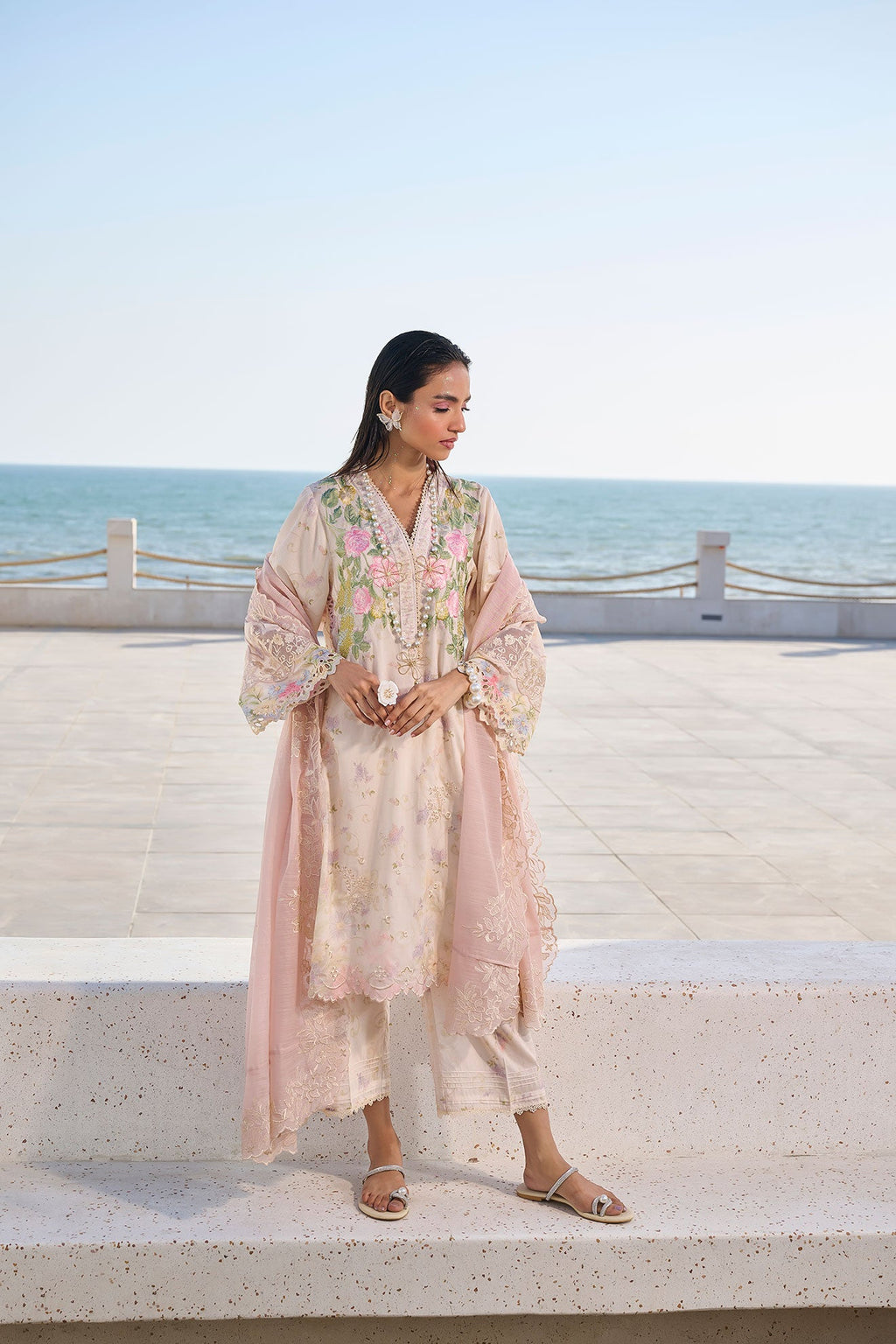 SS24DC-2313 LIGHT PINK LAWN 2PCS PRINTED KURTA WITH TROUSER