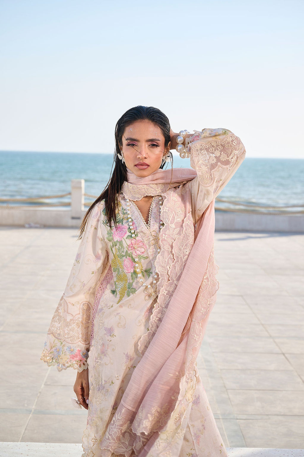 SS24DC-2313 LIGHT PINK LAWN 2PCS PRINTED KURTA WITH TROUSER
