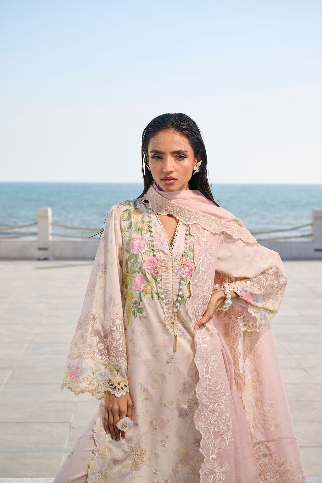 SS24DC-2313 LIGHT PINK LAWN 2PCS PRINTED KURTA WITH TROUSER