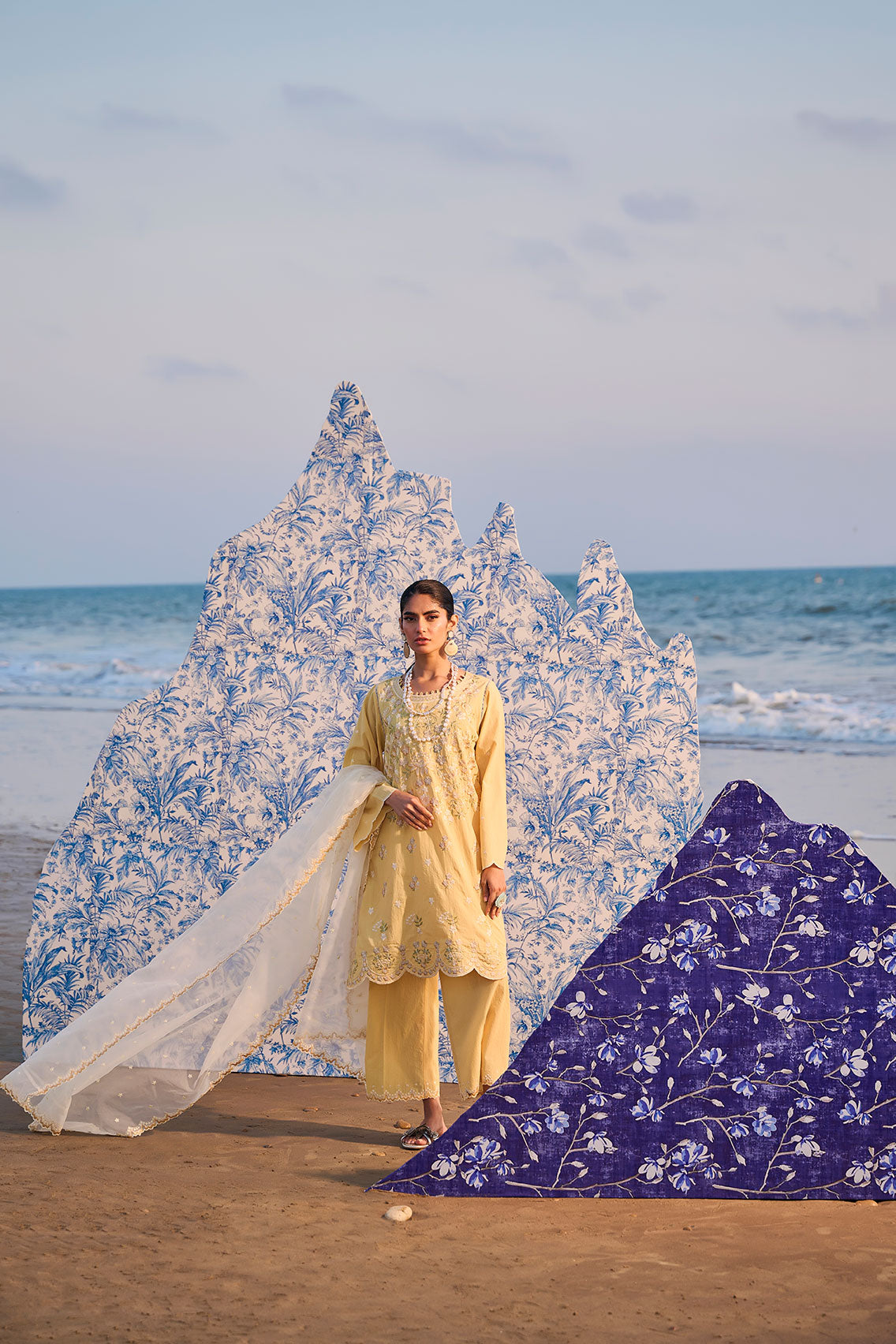 SS24DC-2318 YELLOW LAWN 1PCS DYED KURTA