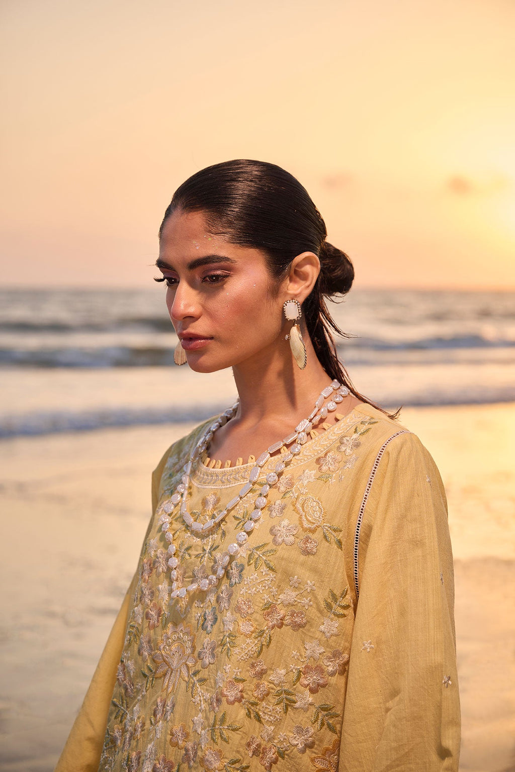 SS24DC-2318 YELLOW LAWN 1PCS DYED KURTA