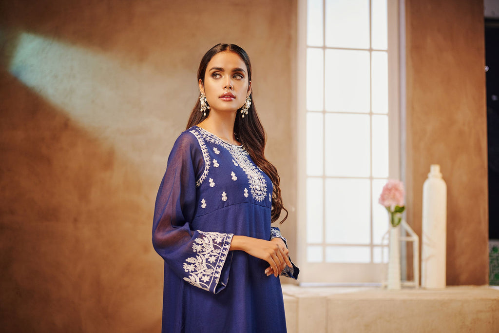 DA-1535 BLUE EMBROIDERED KURTA