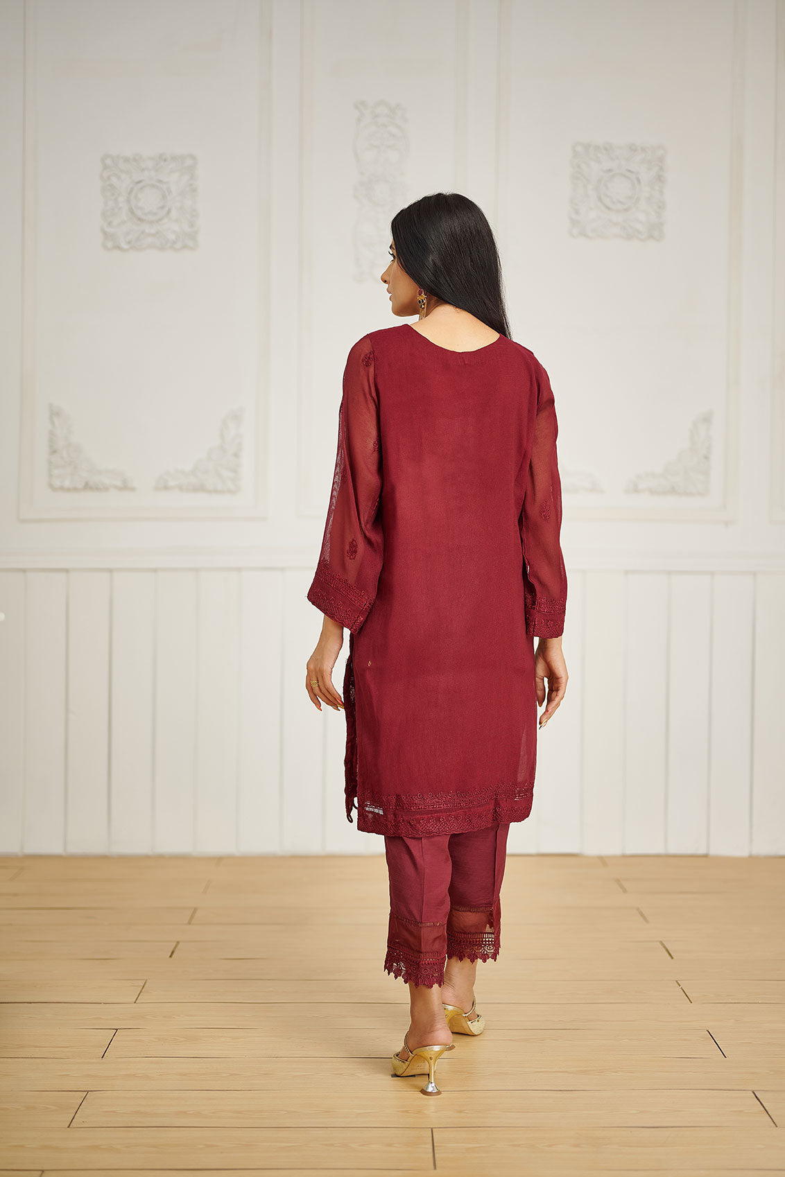 DA-1599 MAROON EMBROIDERED KURTA