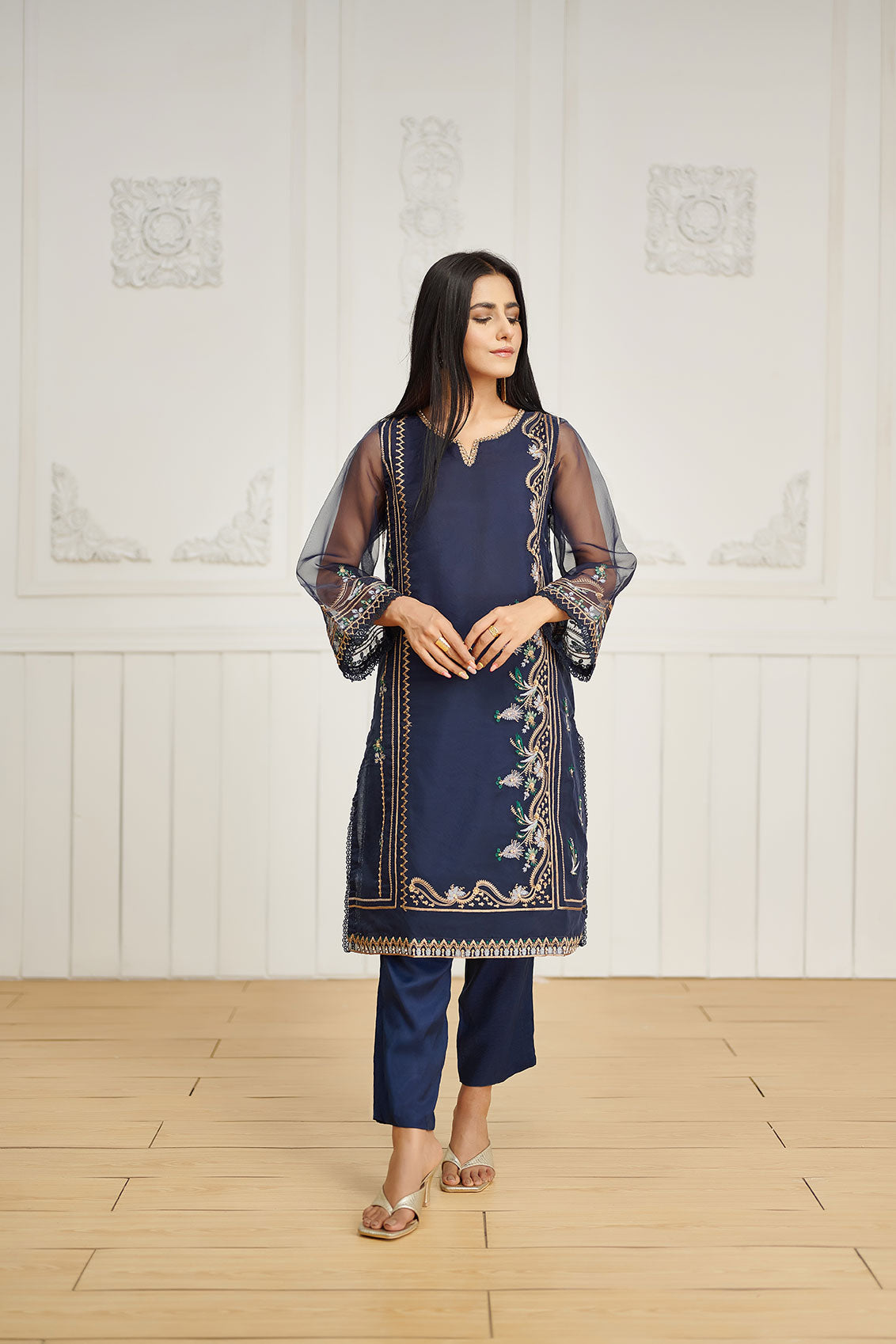 DA-1626 BLUE EMBROIDERED KURTA
