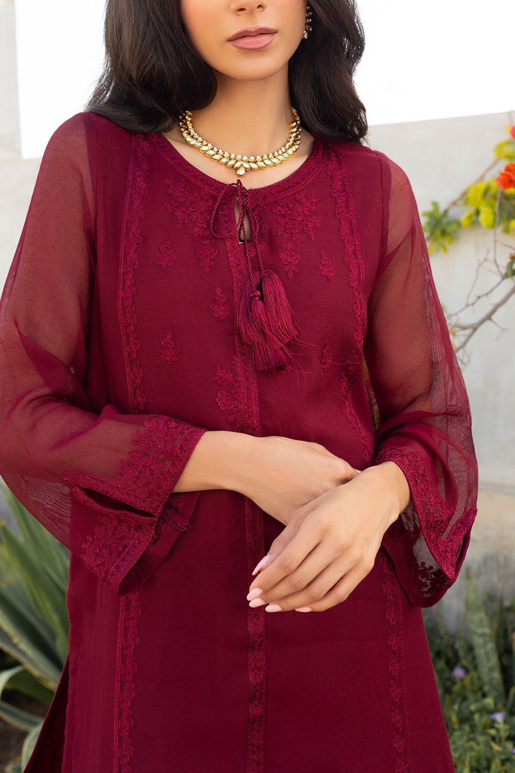 DA-1750 MAROON EMBROIDERED KURTA