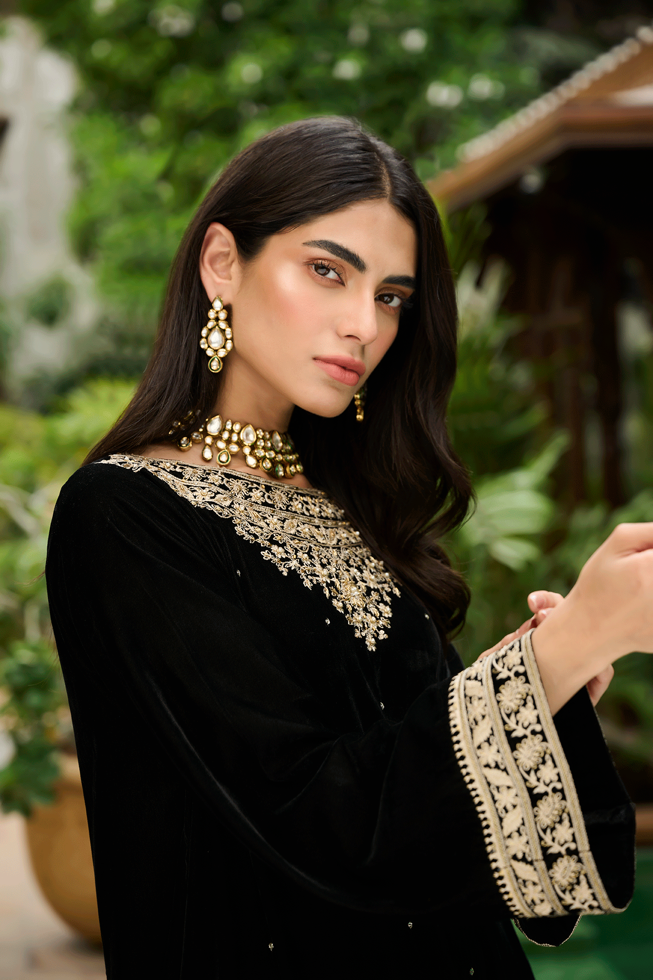 DA-1872 BLACK EMBROIDERED KURTA