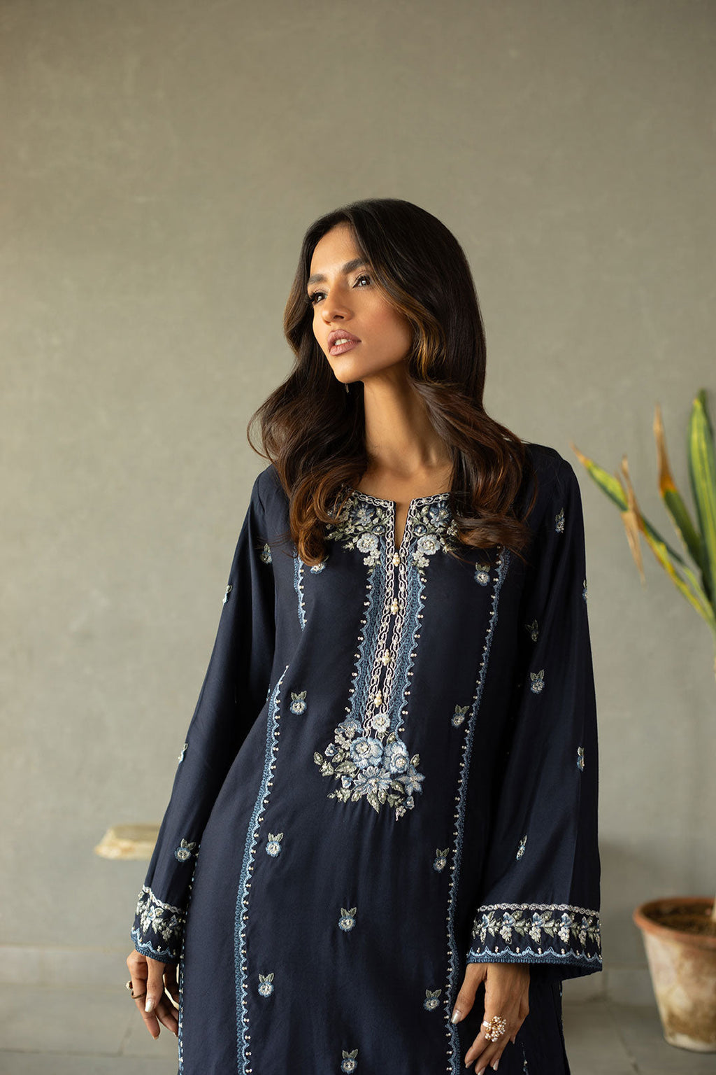 DA-2146 NAVY BLUE EMBROIDERED KURTA WITH TROUSER
