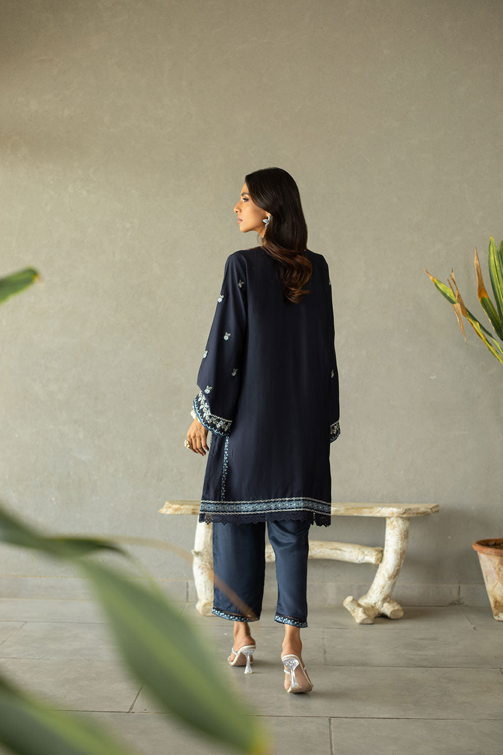 DA-2146 NAVY BLUE EMBROIDERED KURTA WITH TROUSER