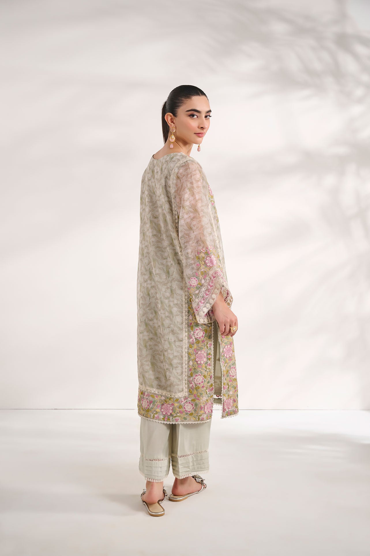 SS24DA-2588   GREEN  2PCS  EMBROIDERED KURTA WITH TROUSER