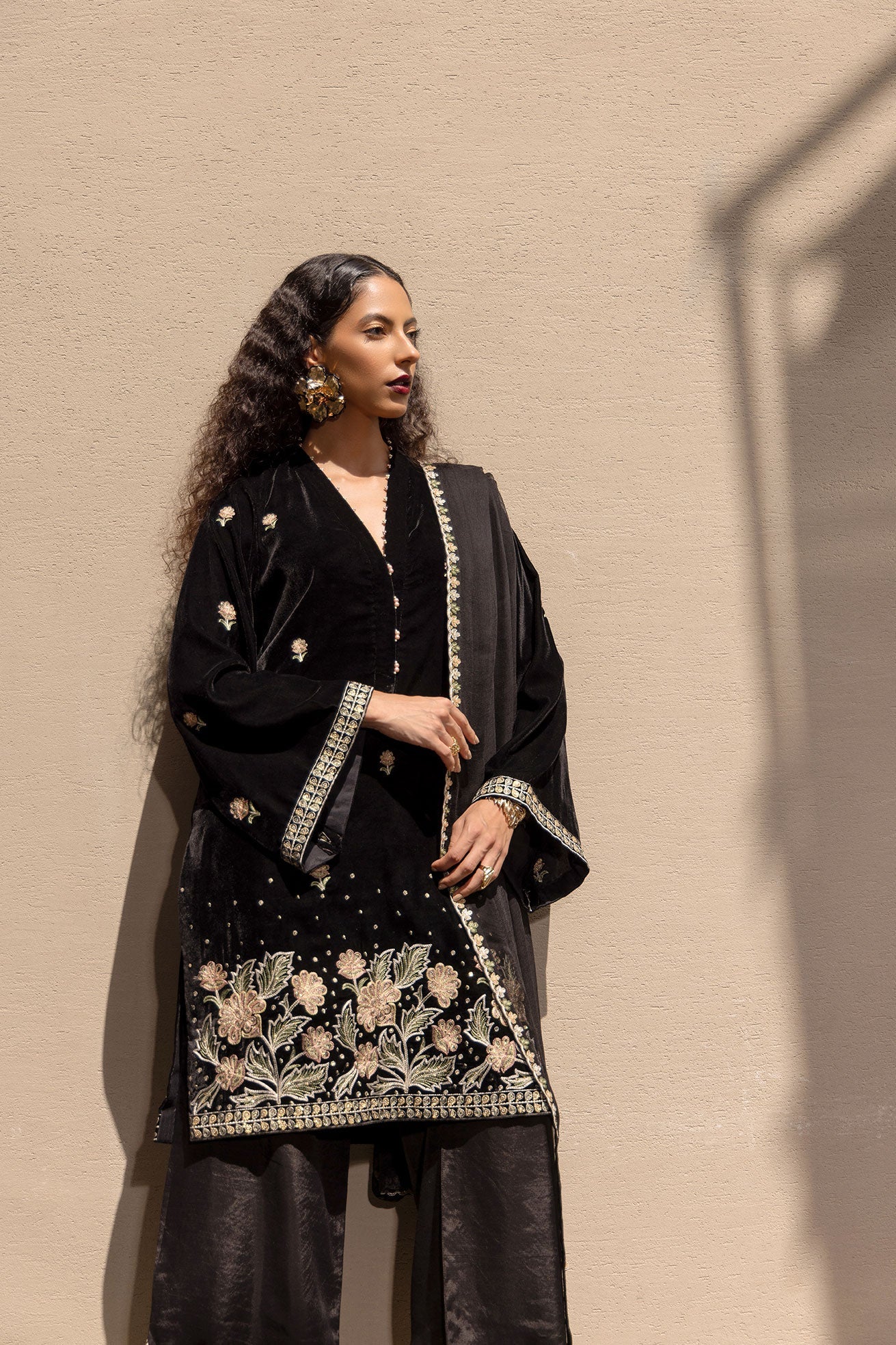 FW24DD-2619  BLACK DUPATTA