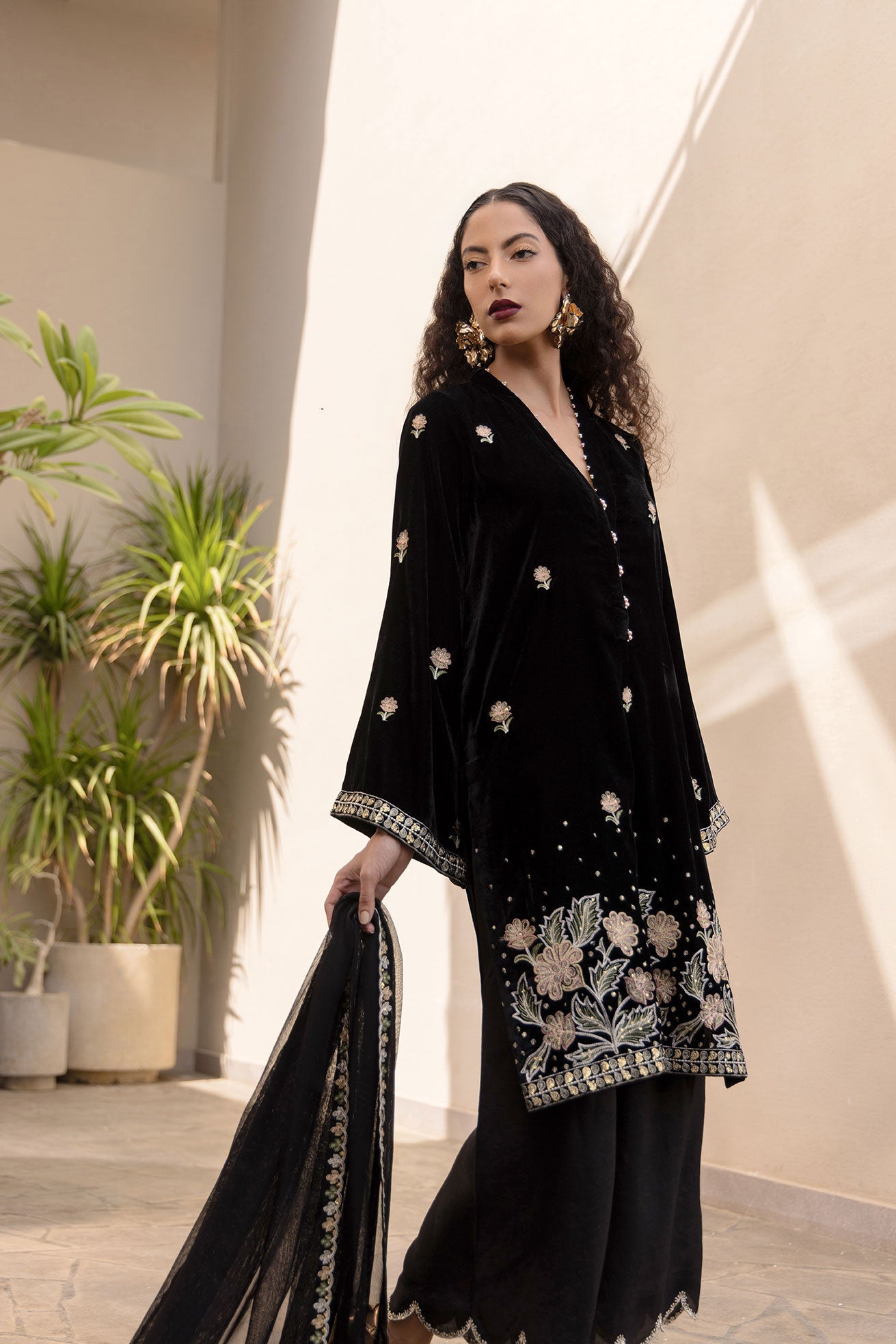 FW24DD-2619  BLACK DUPATTA
