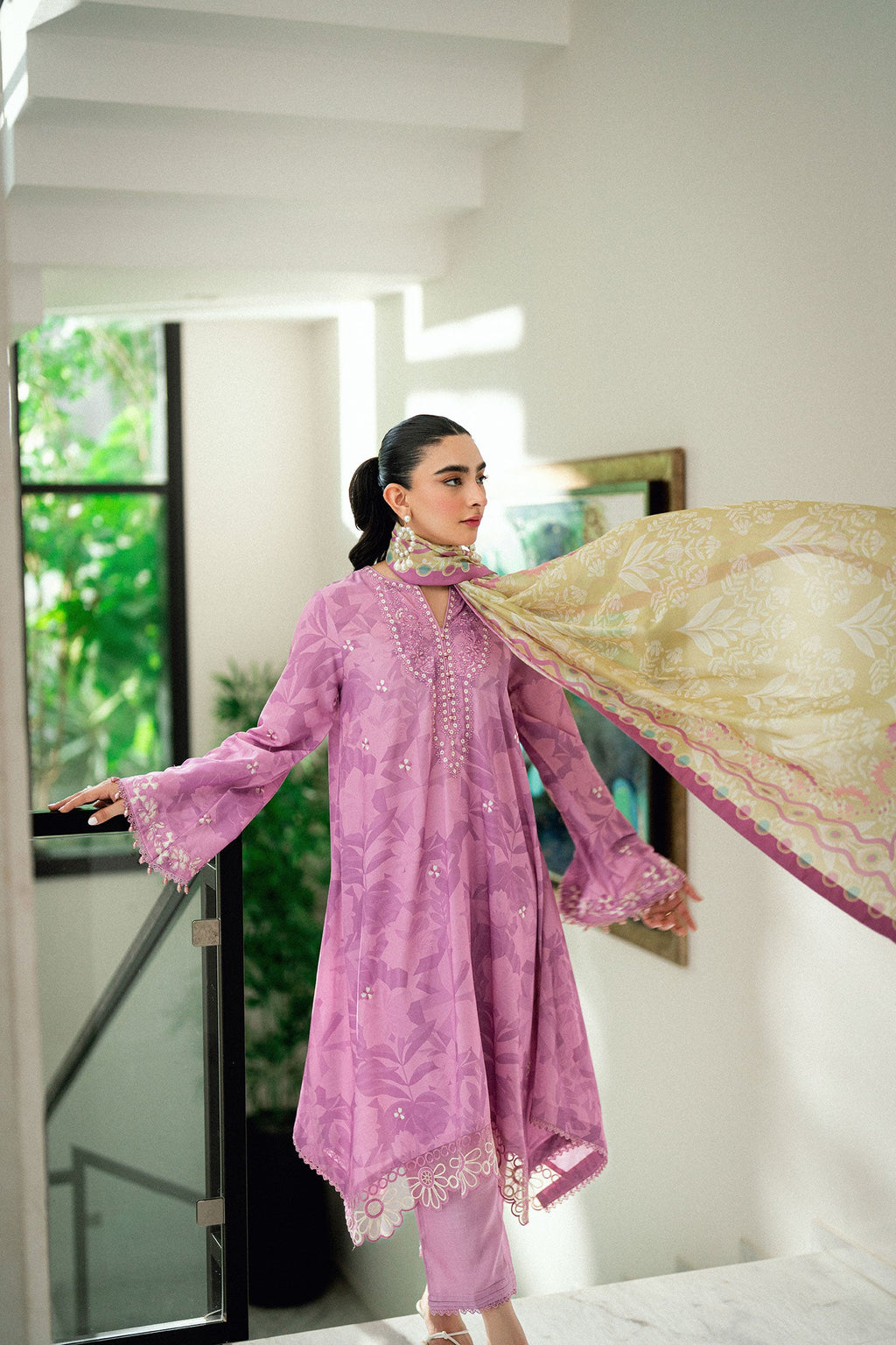 SS25DD-2746  PURPLE  PRINTED DUPATTA