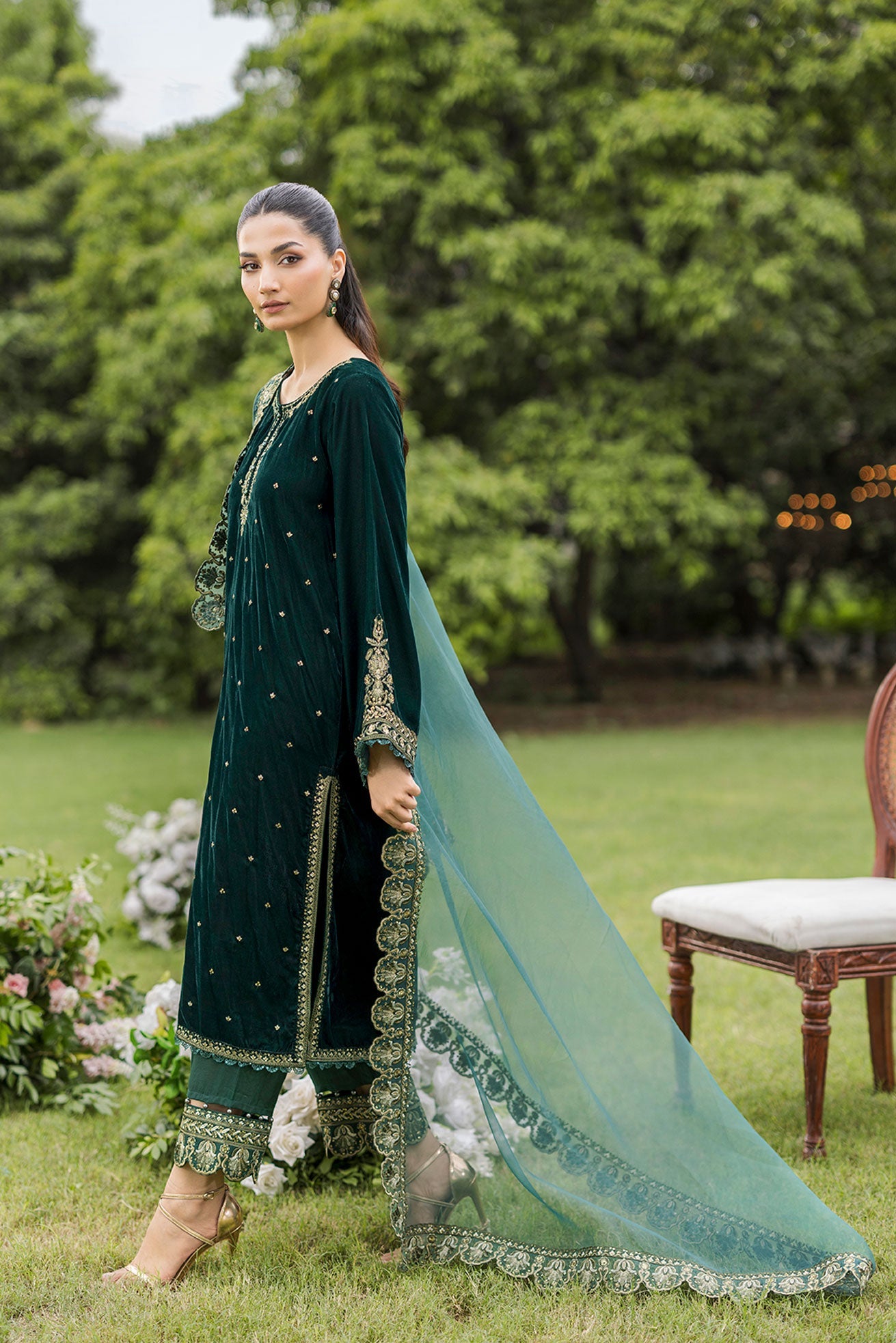 FW25DD-2809  GREEN EMBROIDERED DUPATTA