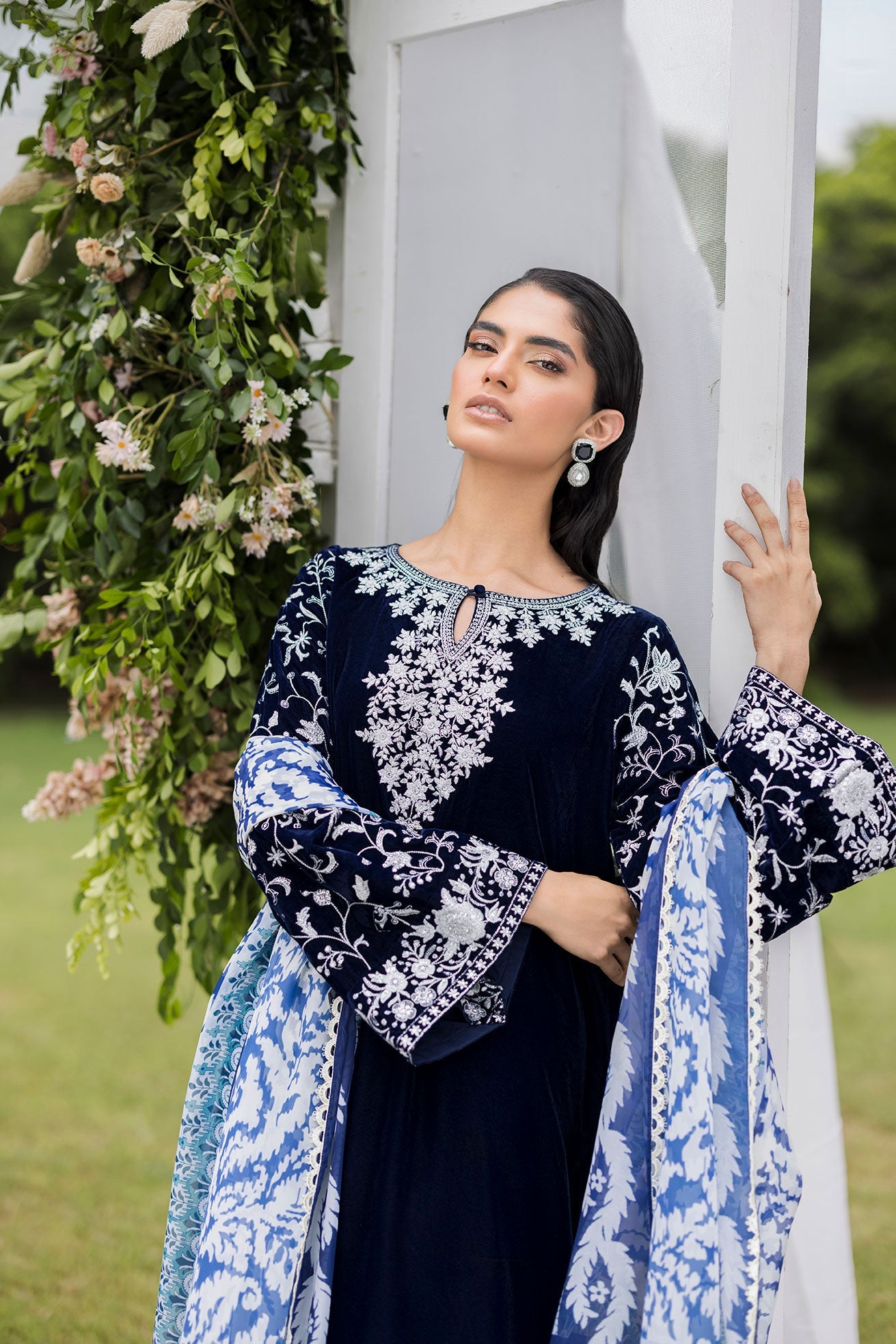 FW25DD-2819  BLUE PRINTED DUPATTA