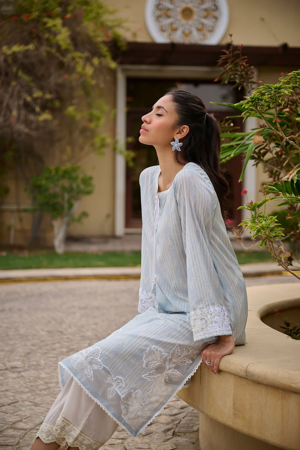 DC-0533 GREY EMBROIDERED KURTA