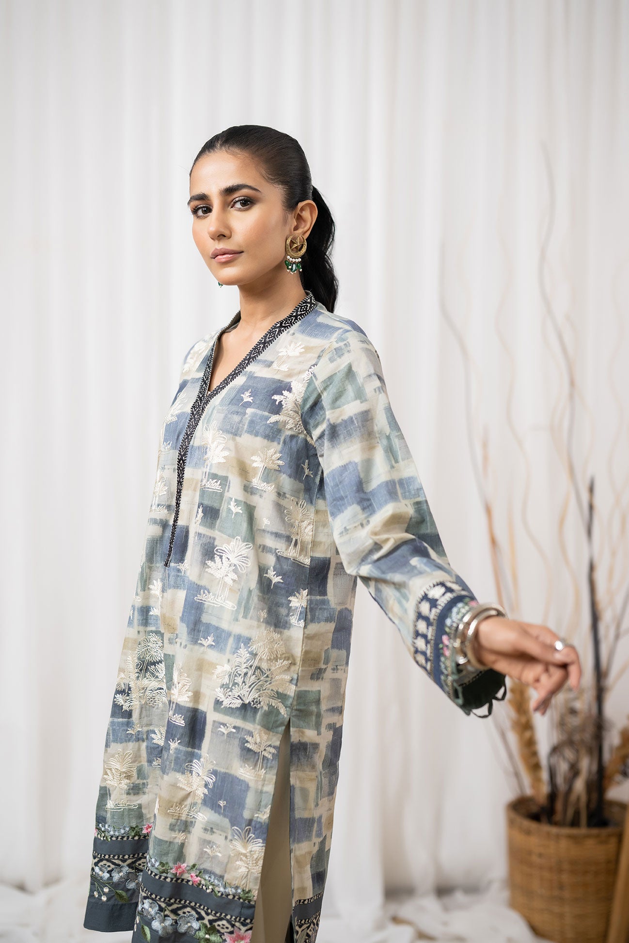 DC-0417 BLUE EMBROIDERED KURTA