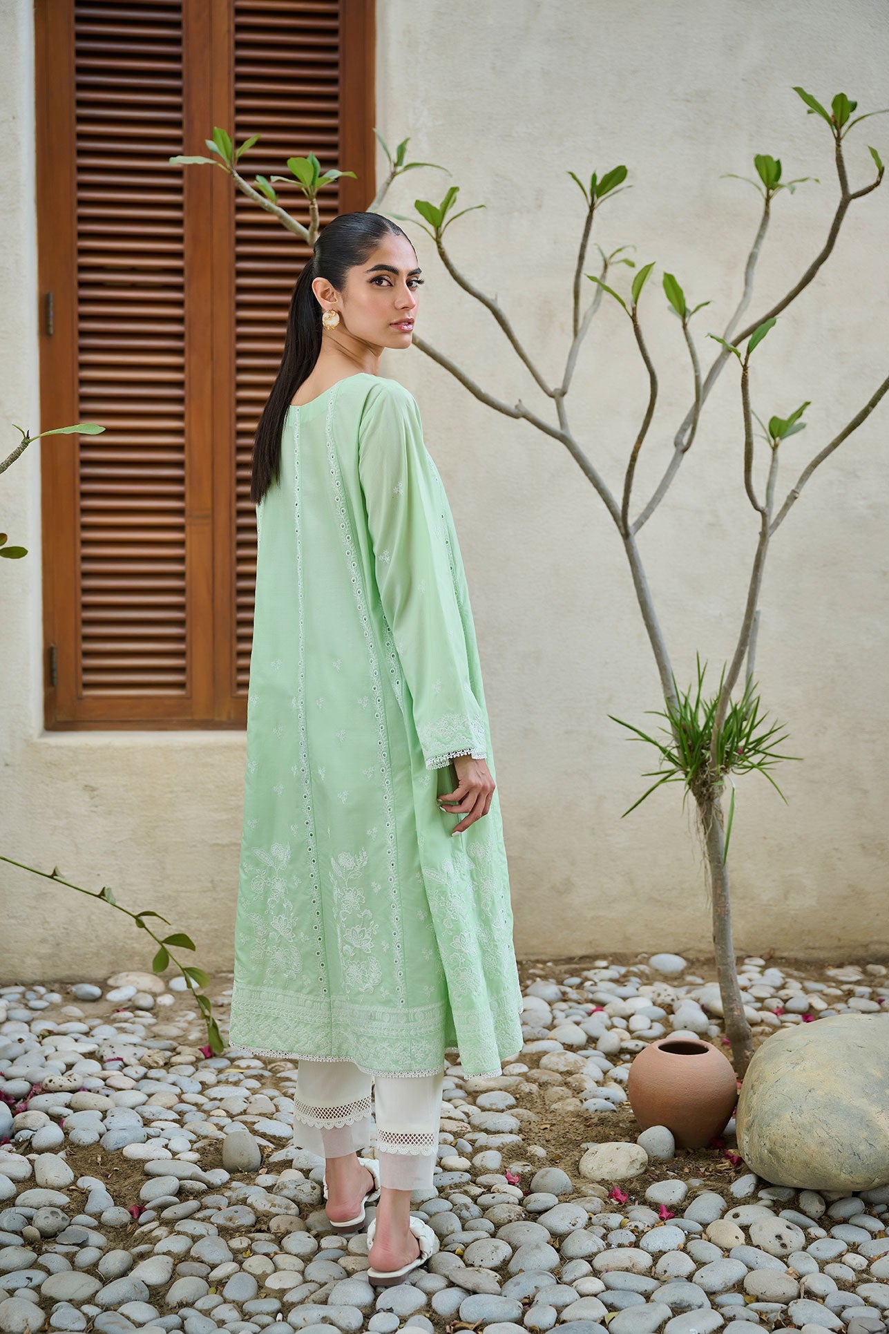 DC-0495 GREEN DYED EMBROIDERED KURTA