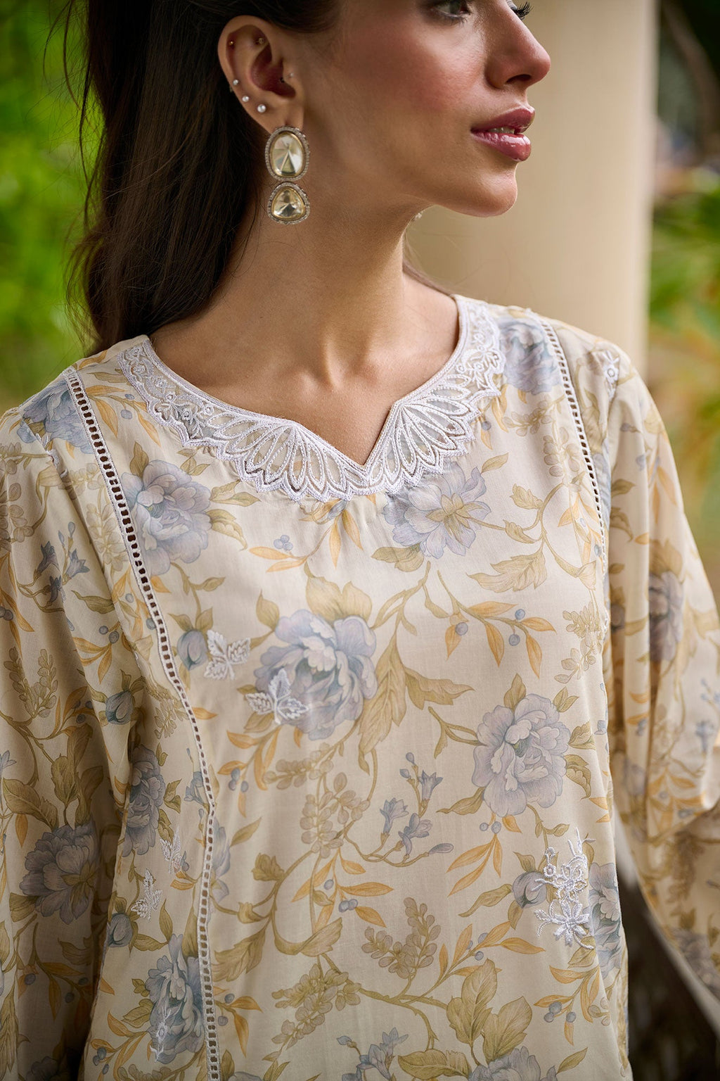 DC-0532 BEIGE EMBROIDERED KURTA