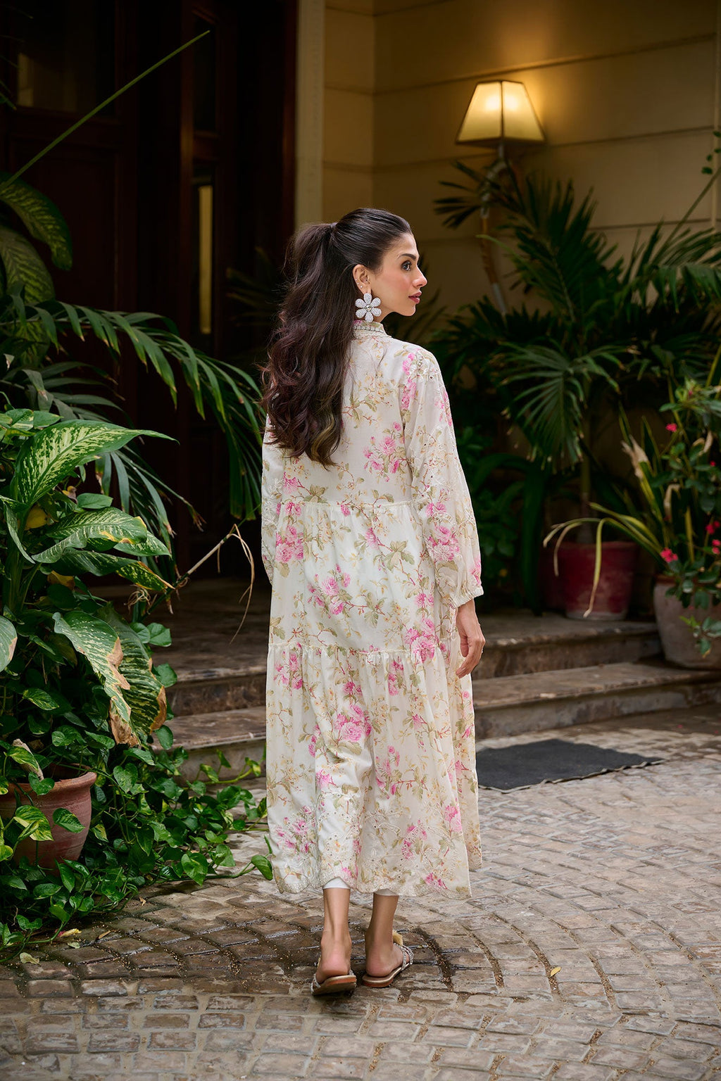 DC-0534 BEIGE EMBROIDERED KURTA