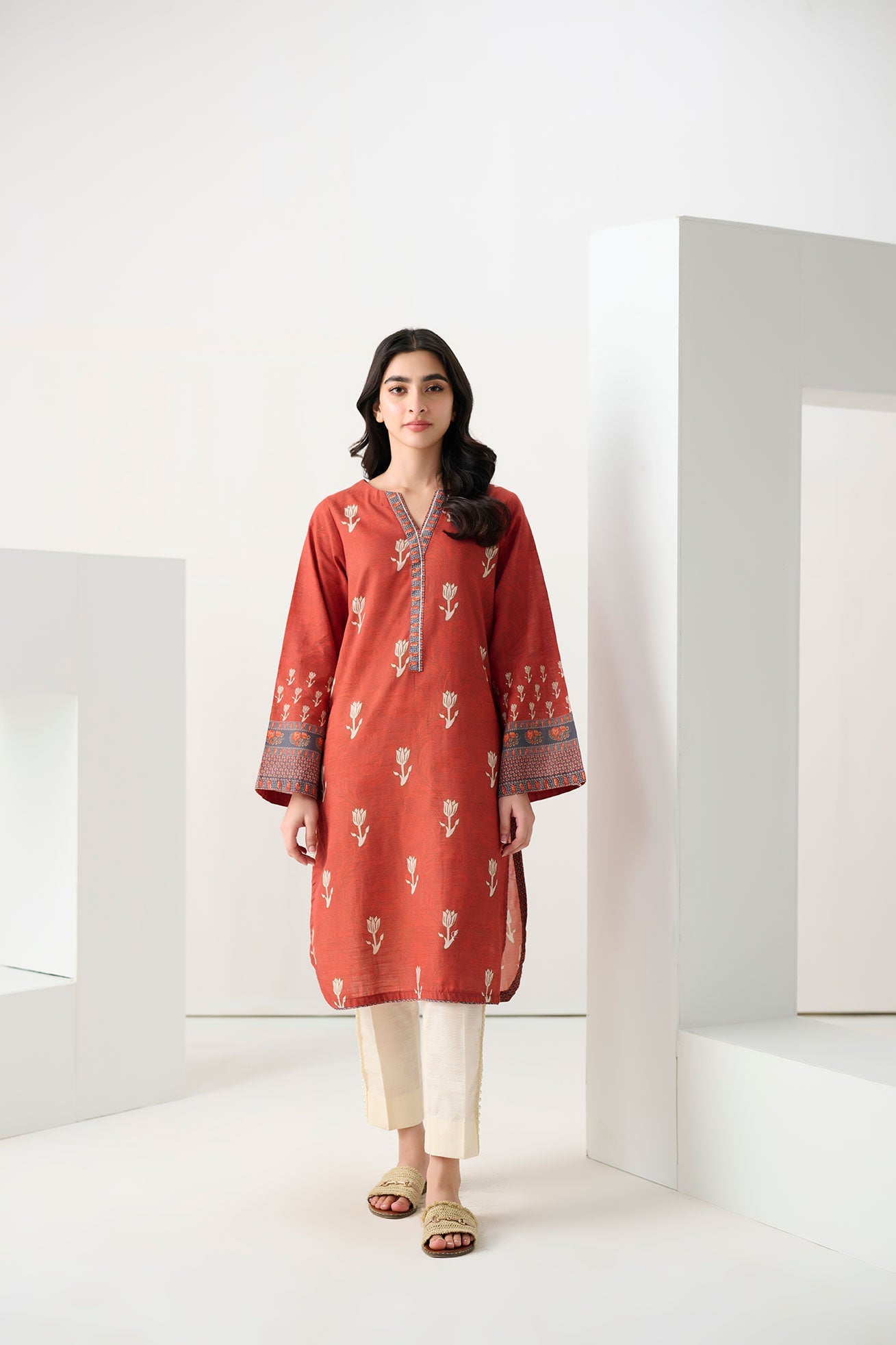 DC-0543 MAROON DIGITAL PRINTED KURTA