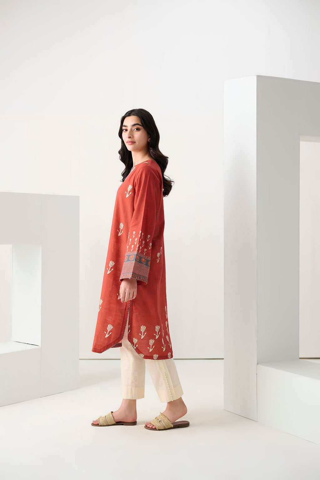 DC-0543 MAROON DIGITAL PRINTED KURTA
