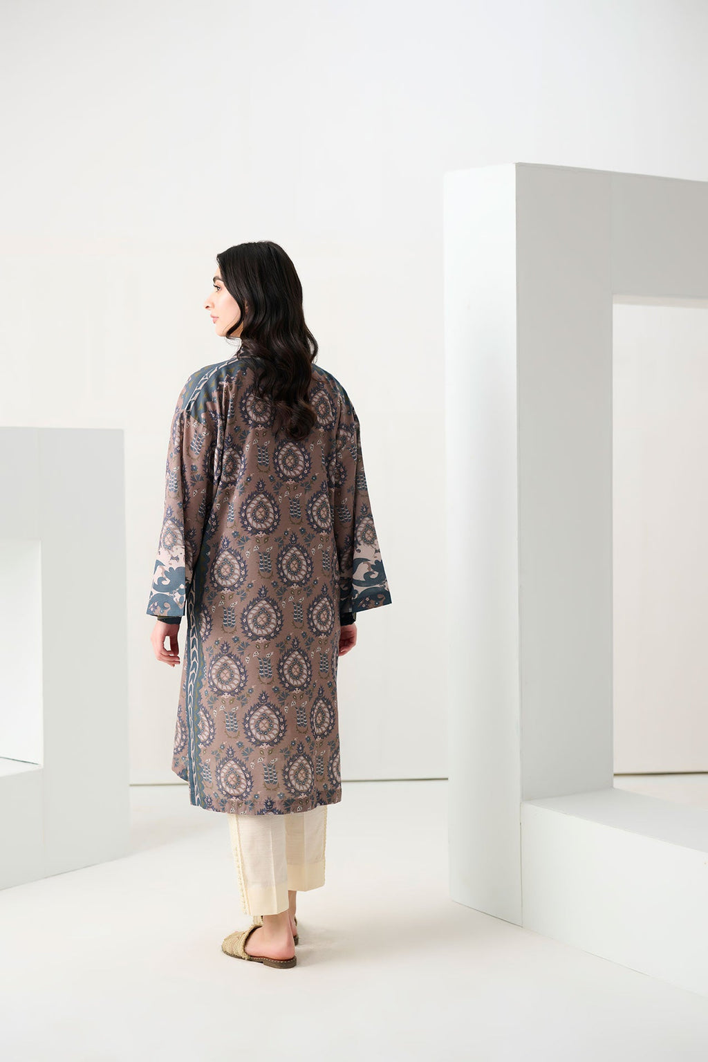 DC-0544 BROWN DIGITAL PRINTED KURTA