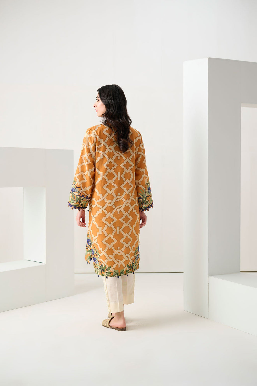 DC-0554 ORANGE DIGITAL PRINTED KURTA