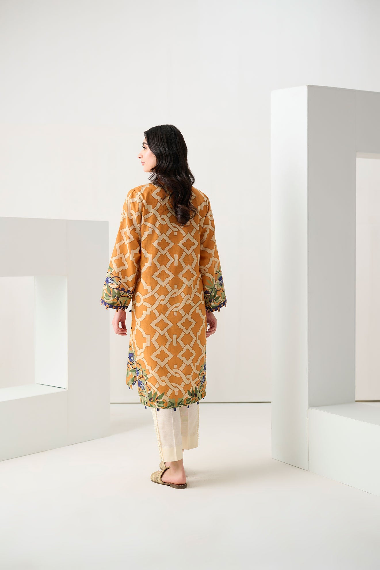 DC-0554 ORANGE DIGITAL PRINTED KURTA