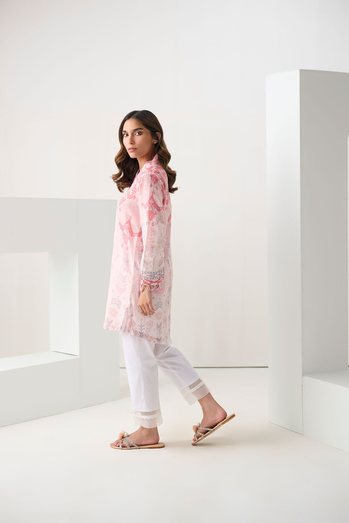 DC-0556 PINK DIGITAL PRINTED KURTA